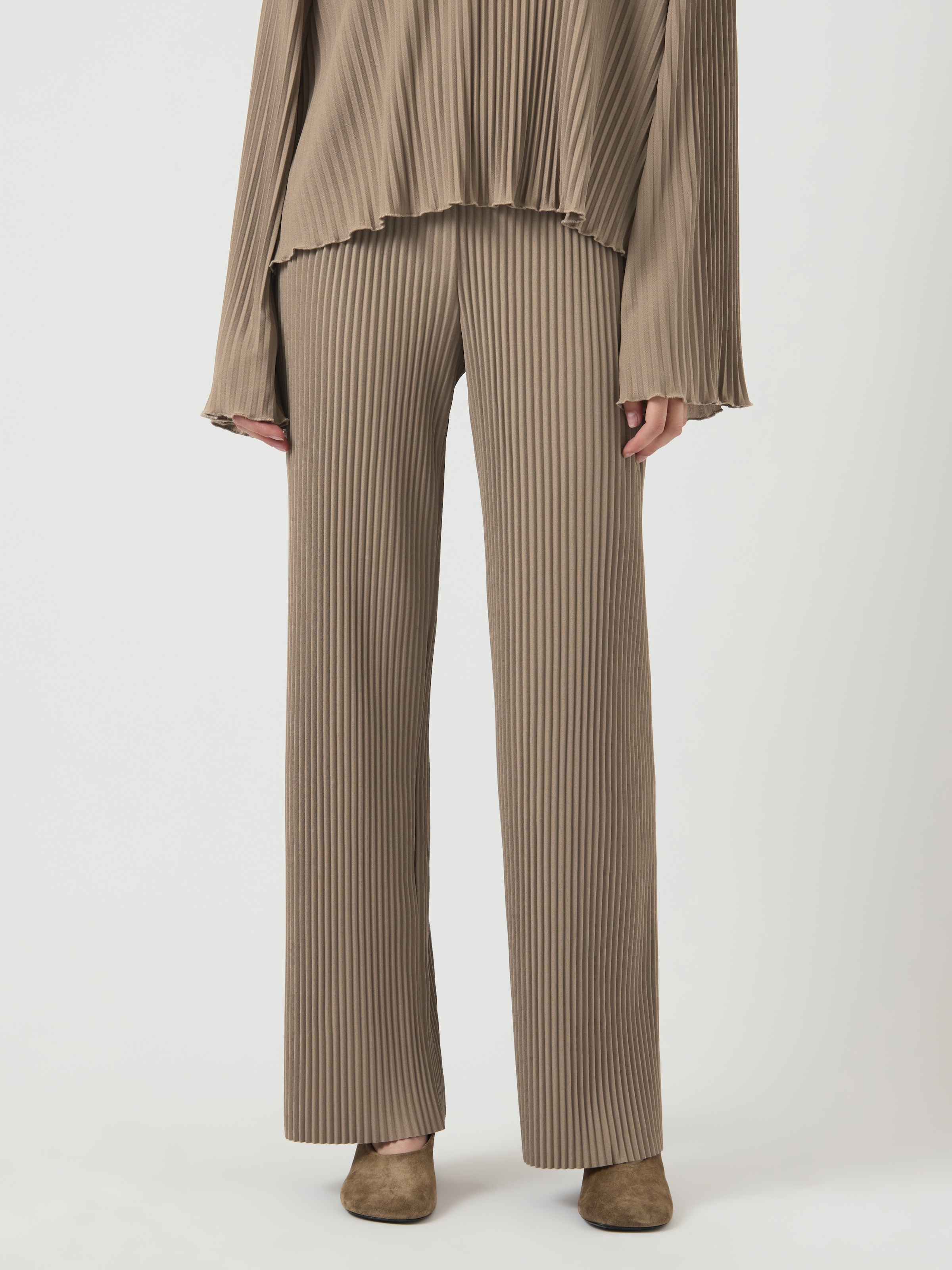 Y.A.S Schlupfhose »YASALISA HW PANT S. NOOS«  Sommerhose, mit Plisseefalten