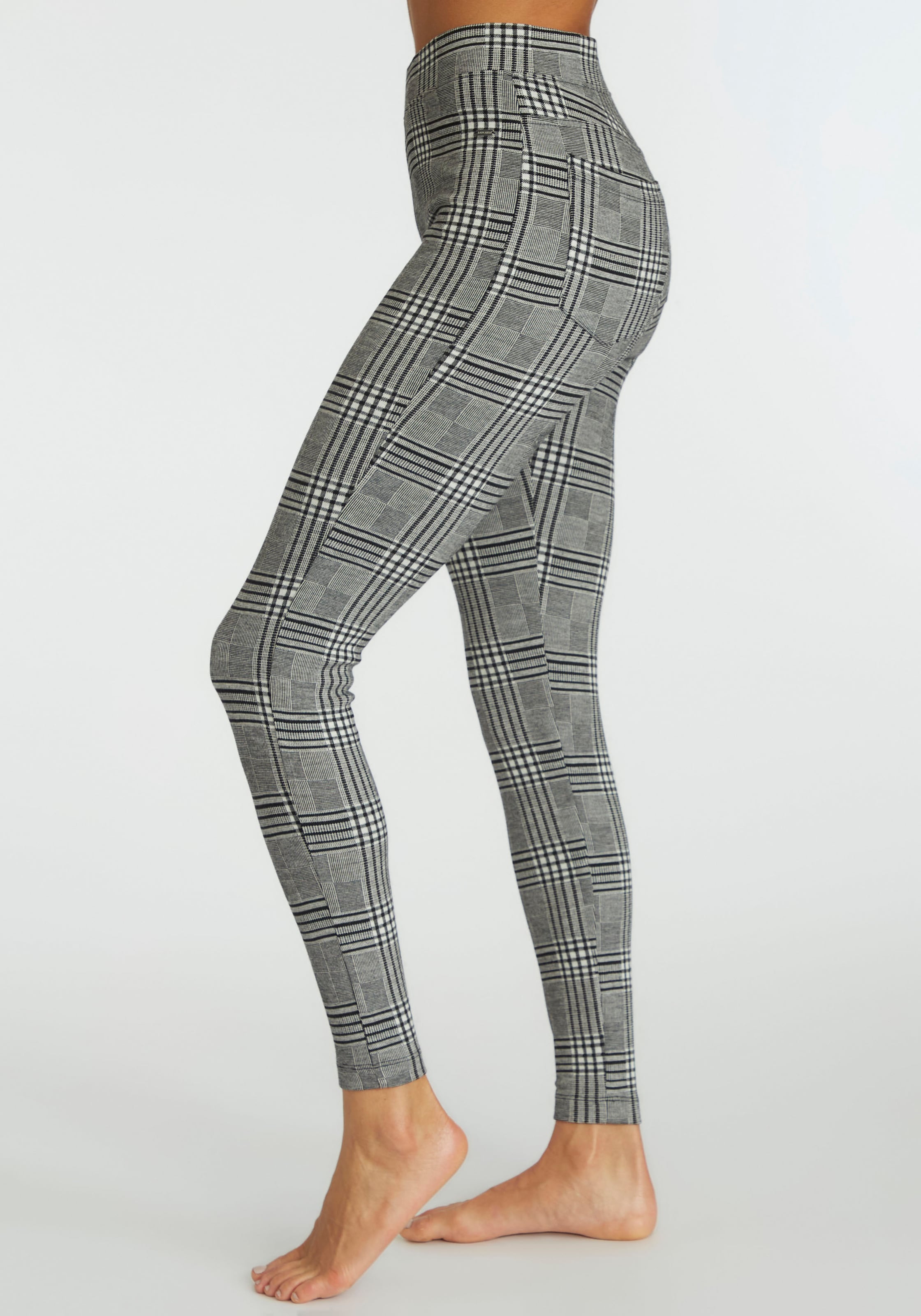 LASCANA Leggings, mit klassischem Karodesign