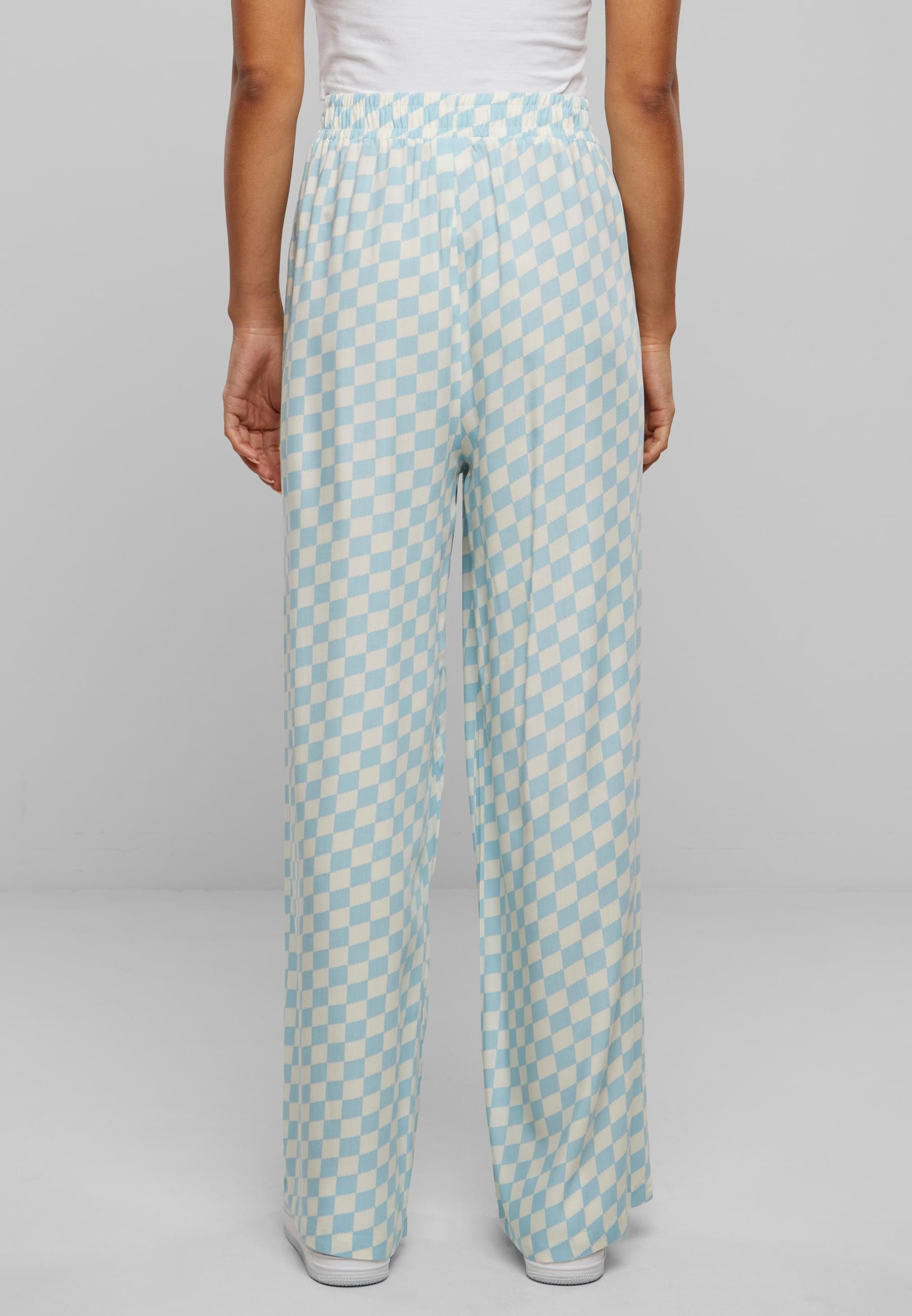 URBAN CLASSICS Stoffhose »Urban Classics Damen Ladies Viscose Resort Pants«, (1 tlg.)