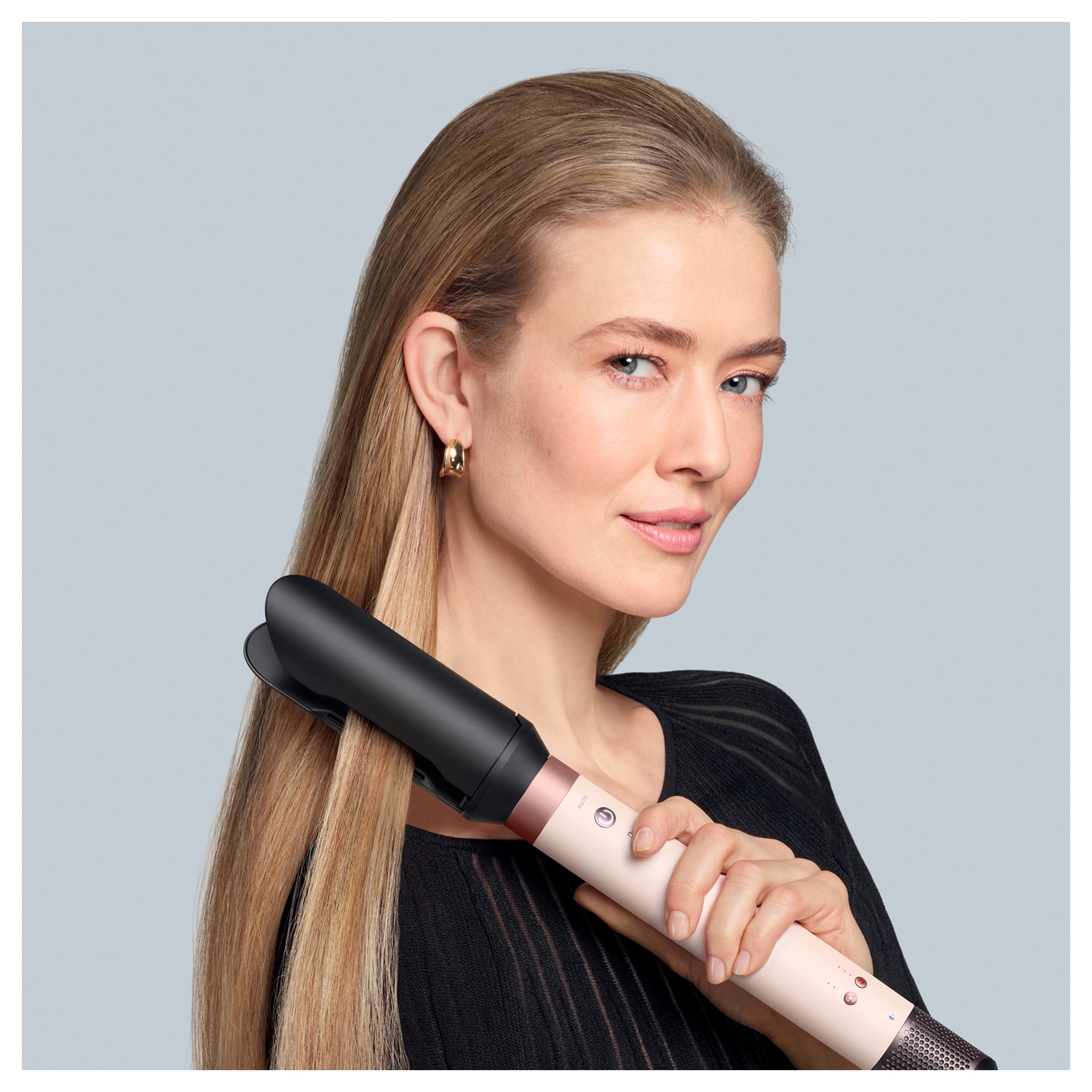 DYSON Multihaarstyler »und -trockner Dyson Airwrap Co-anda 2x™ Straight+Wavy Samtrot/Gold« 6 Aufsätze 6-in-1-Styling. 2-mal stärkerer Luftstrom für mehr Leistung.