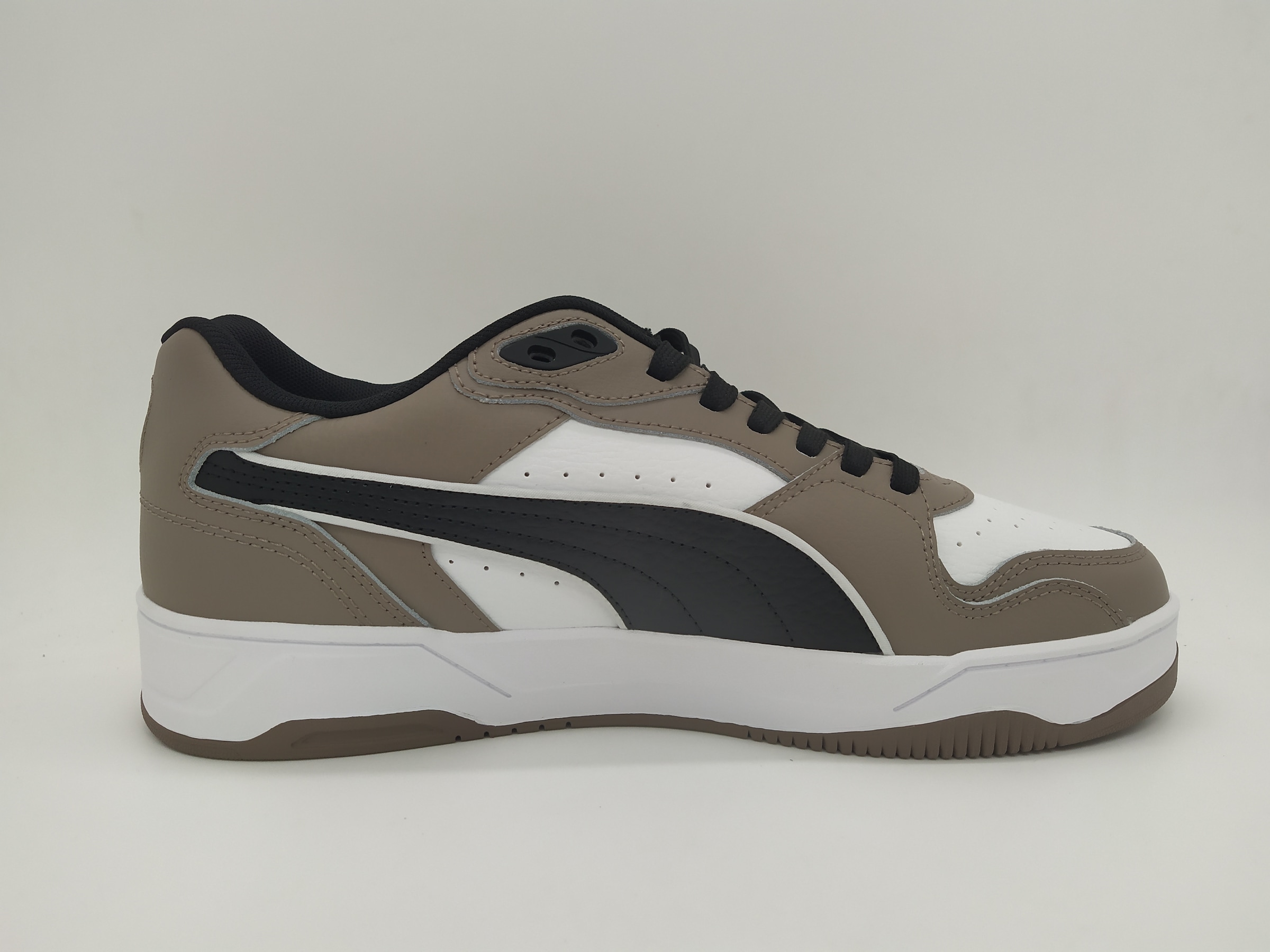 PUMA Sneaker "RBD BREAK LOW" für sportlichen Streetstyle, mit Leder-Obermaterial