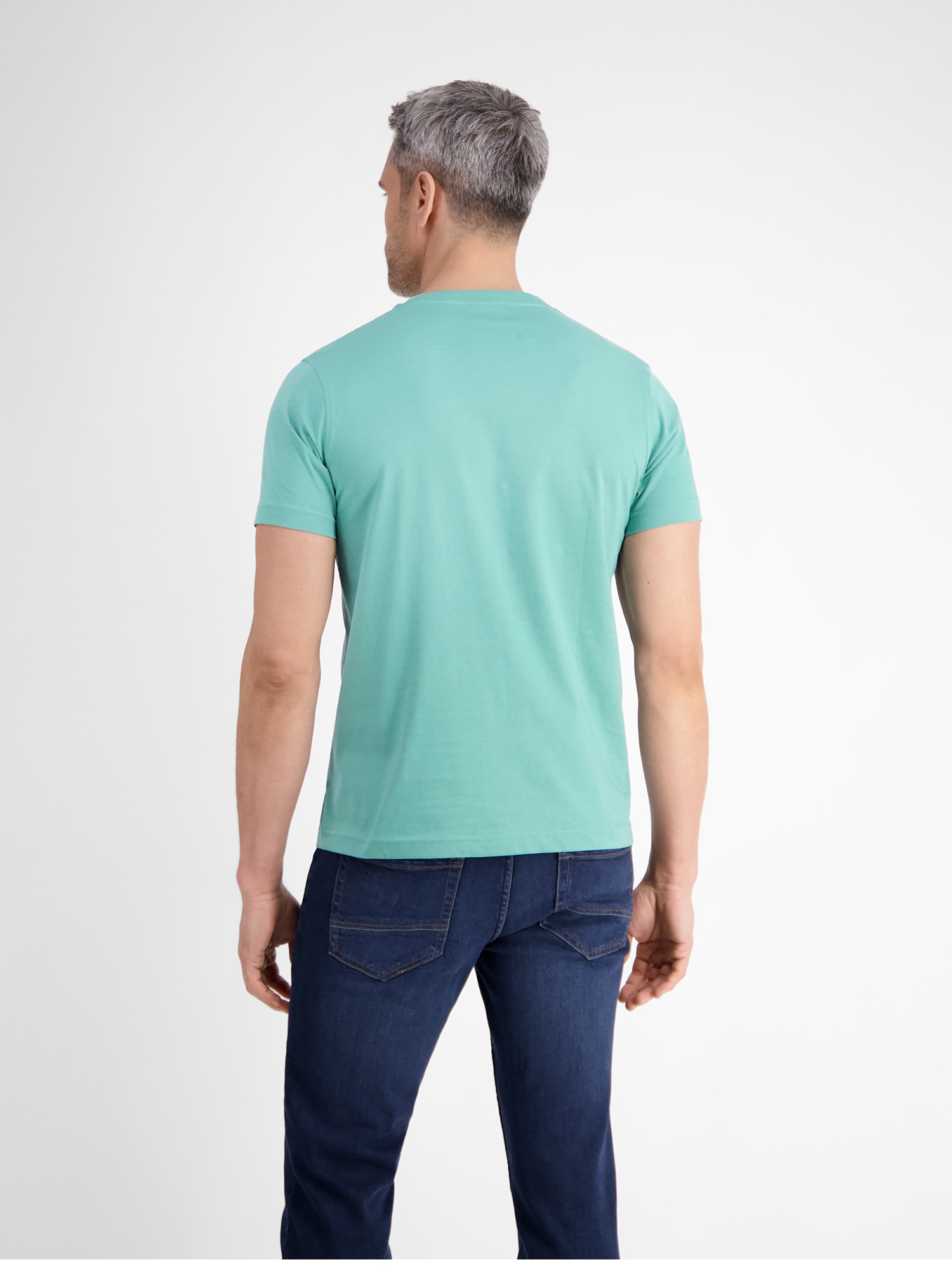 LERROS T-Shirt »LERROS Basic T-Shirt mit Logostitck, unifarben«