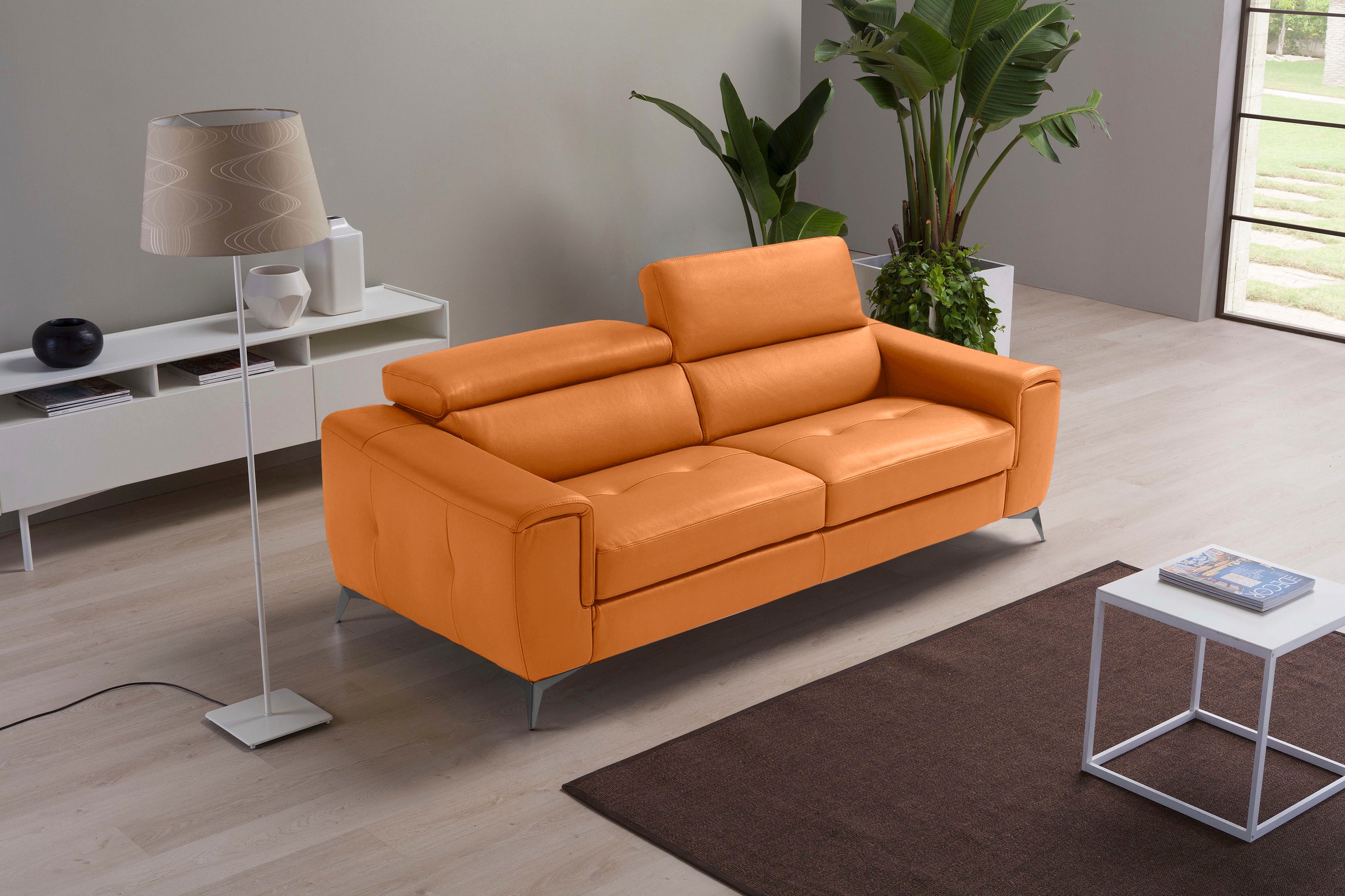 Egoitaliano 2,5-Sitzer »Francine, Designsofa, Loungesofa«, Kopfteile manuell verstellbar, mit edlen Metallfüßen