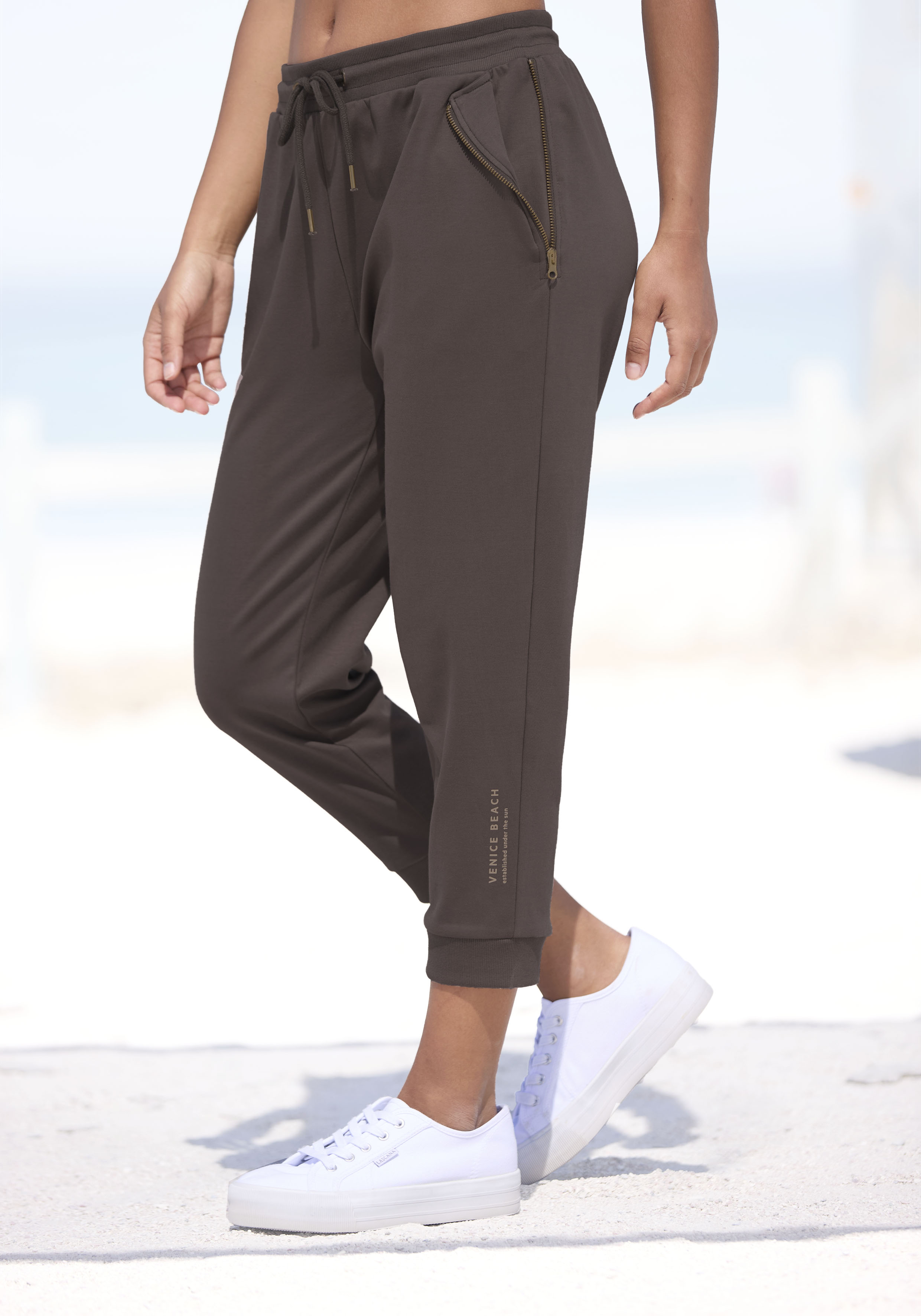 Venice Beach 7/8-Hose "aus weichem Sweatstoff" mit Reißverschlussdetails an den Taschen, bequeme Sweathose