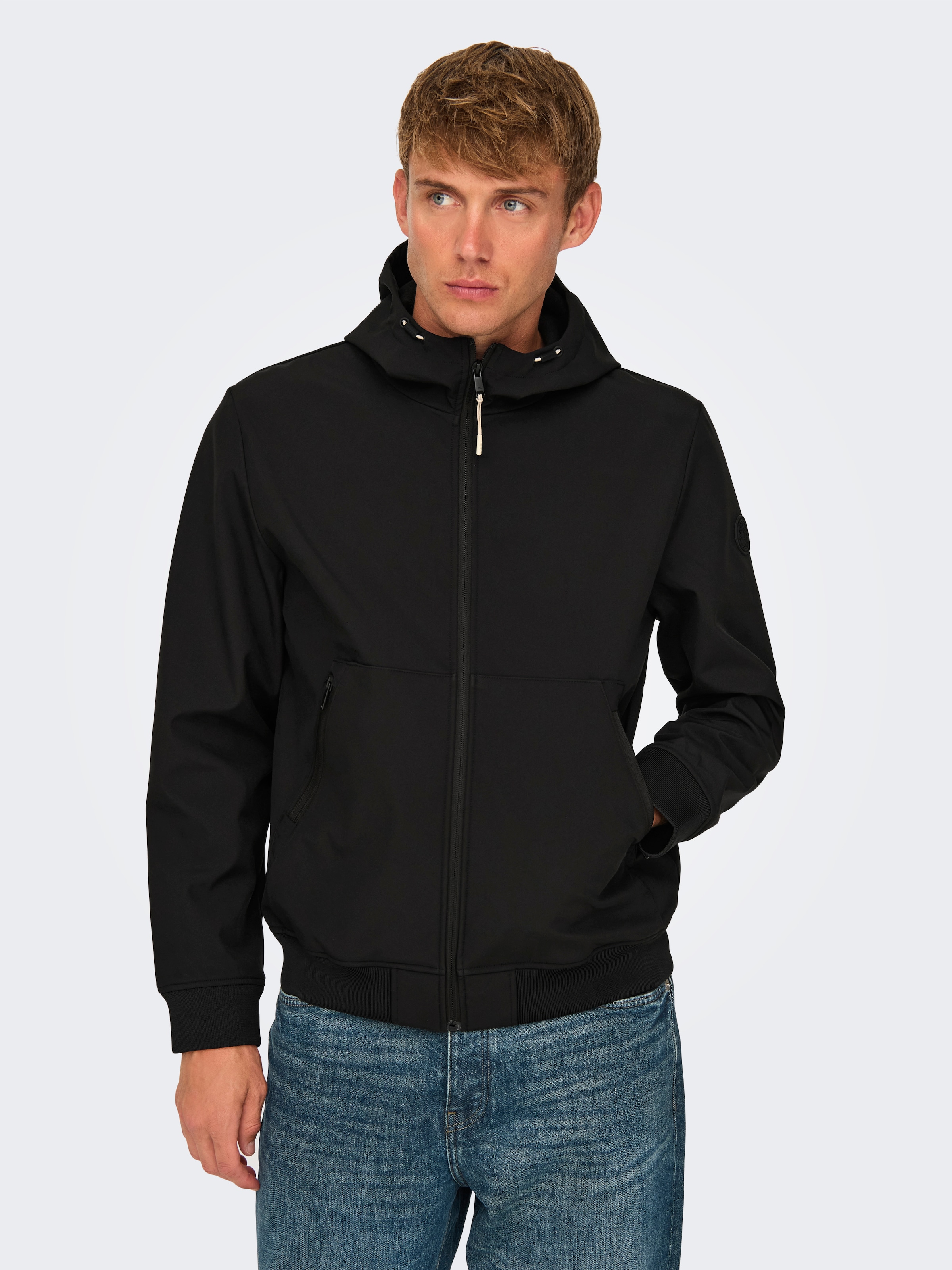 ONLY & SONS Softshelljacke "ONSBOWIE SOFTSHELL BOMBER NOOS", mit Kapuze günstig online kaufen