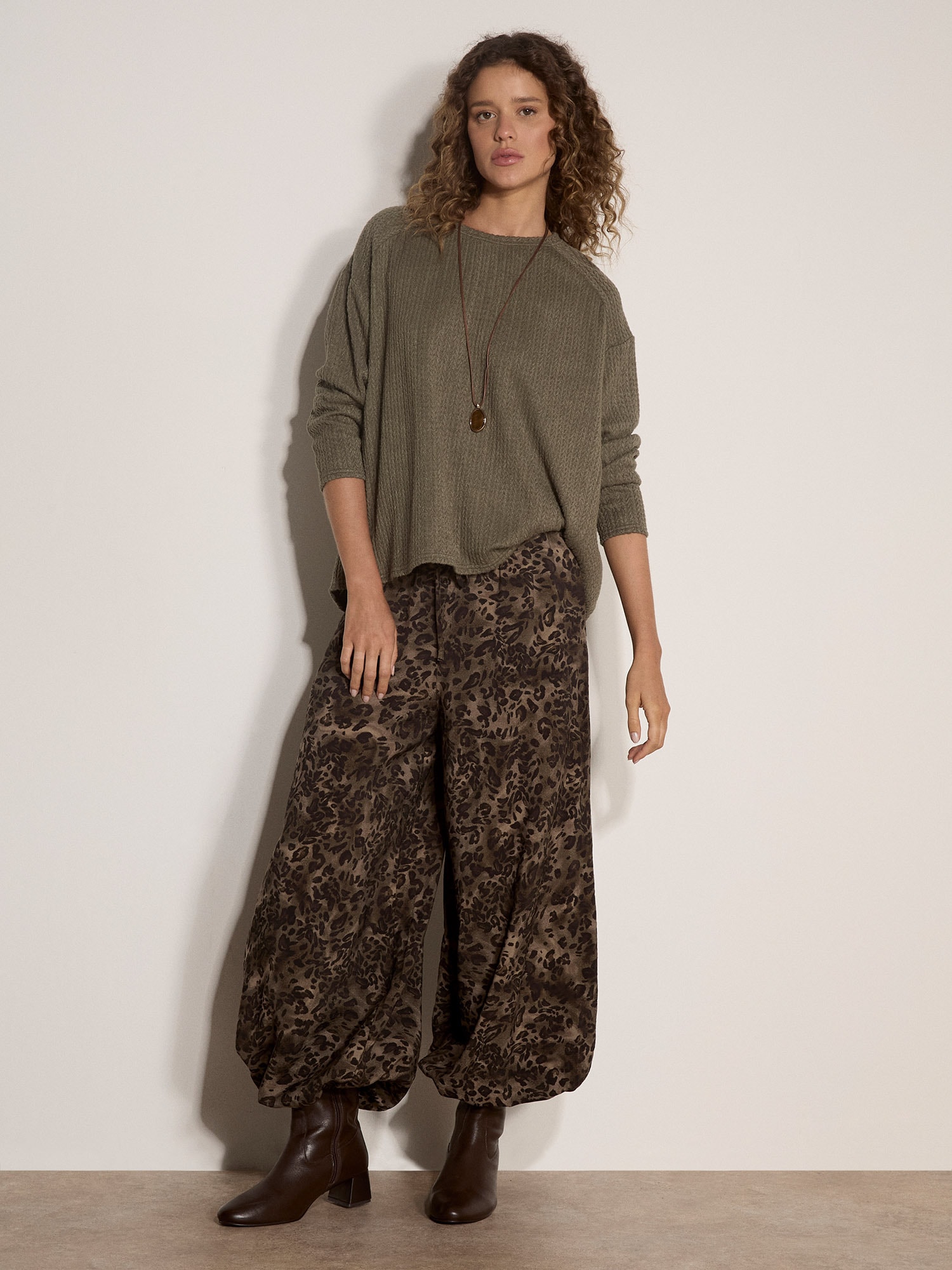 Apricot Relaxhose "Weite Webhose" mit Leopardenmuster