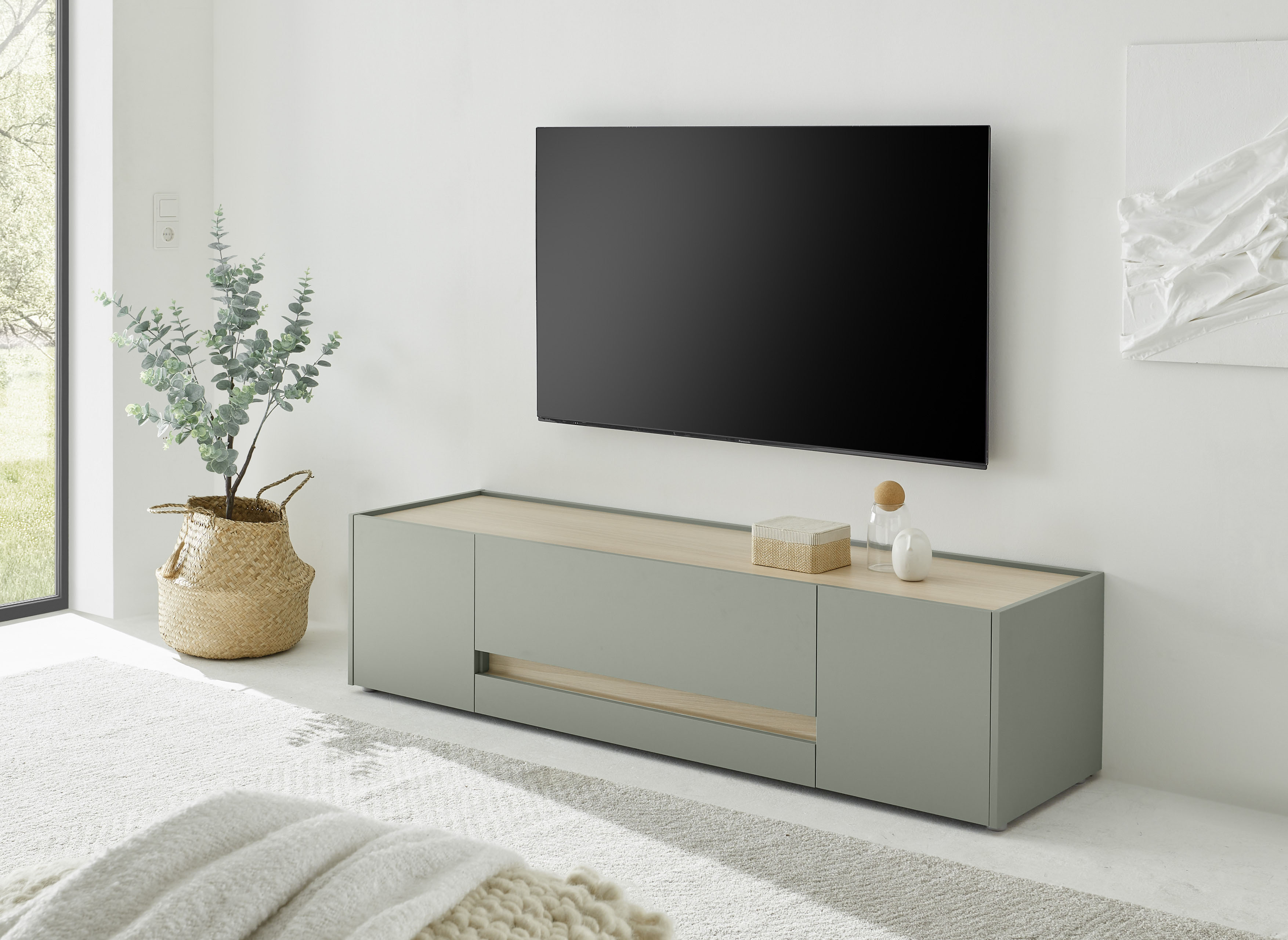 Home affaire Lowboard "City/Giron, moderner TV-Schrank, Kommode, TV-Unterschrank" zeitlos, modern, ausreichend Stauraum, vielseitig einsetzbar