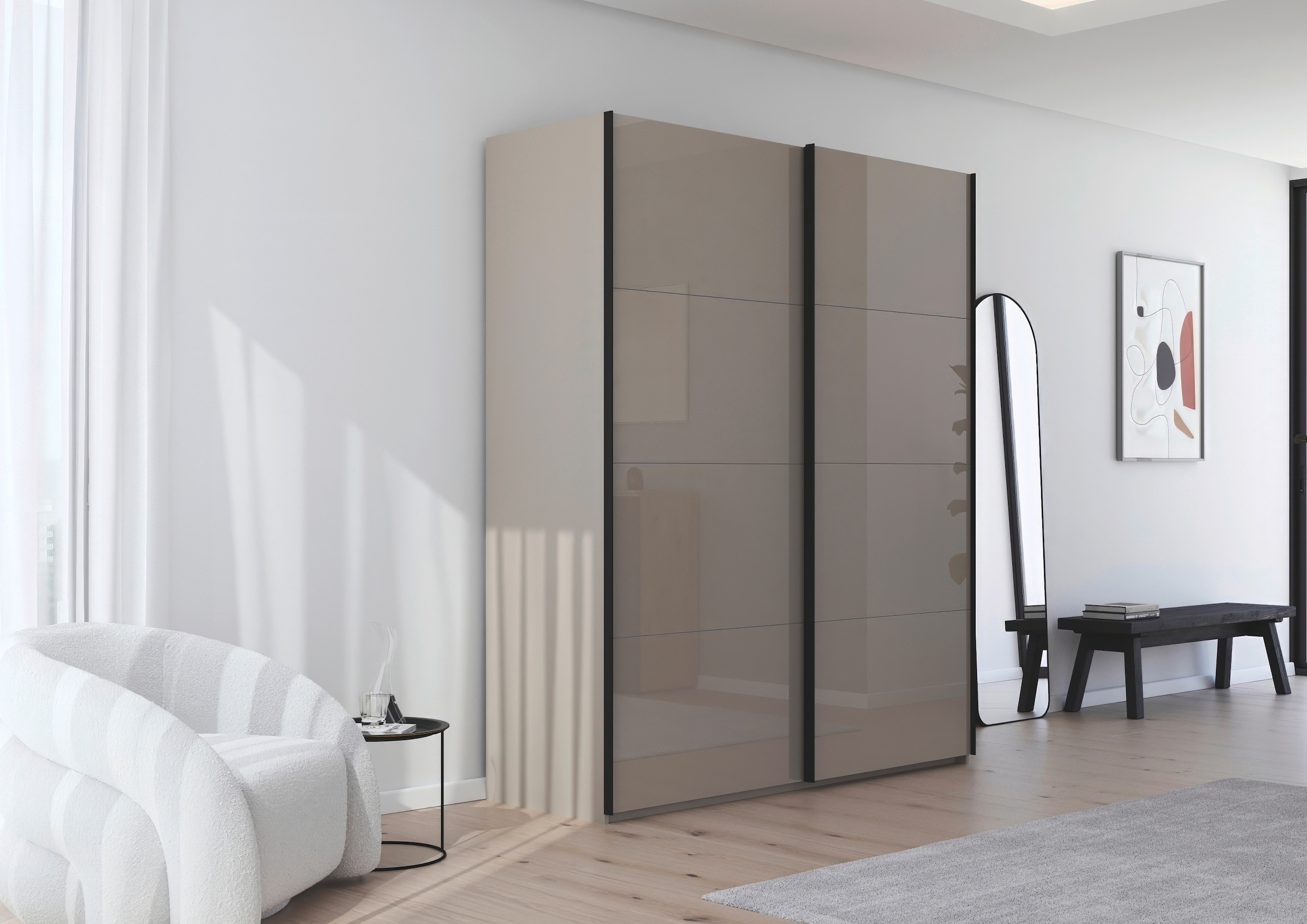 rauch Schwebetürenschrank »Kleiderschrank Schrank Garderobe Schlafzimmerschrank SCALE-FYRA«, edle viergeteilte Türen mit Glas-Front viele Farben MADE IN GERMANY