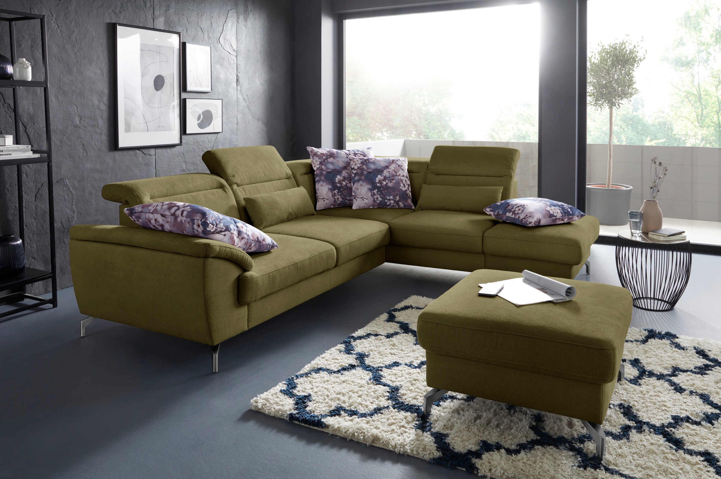 sit&more Ecksofa "Percy L-Form" 12 cm Fußhöhe, Sitztiefenverstellung, wahlweise in 2 Fußfarben