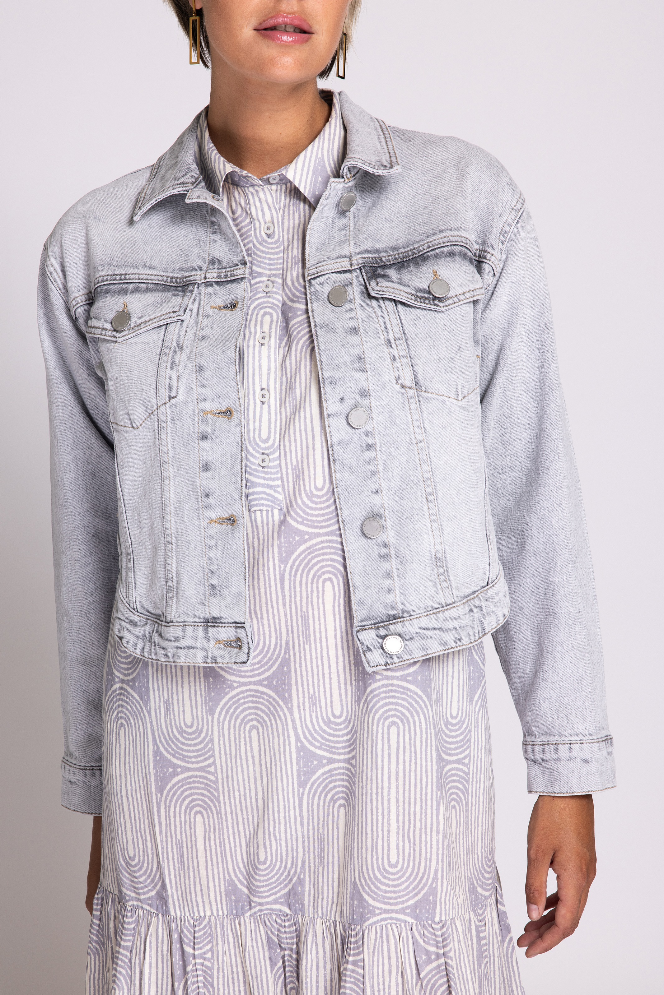 Zhrill Jeansjacke "NISSA", ohne Kapuze, Langarm, kurz geschnitten günstig online kaufen