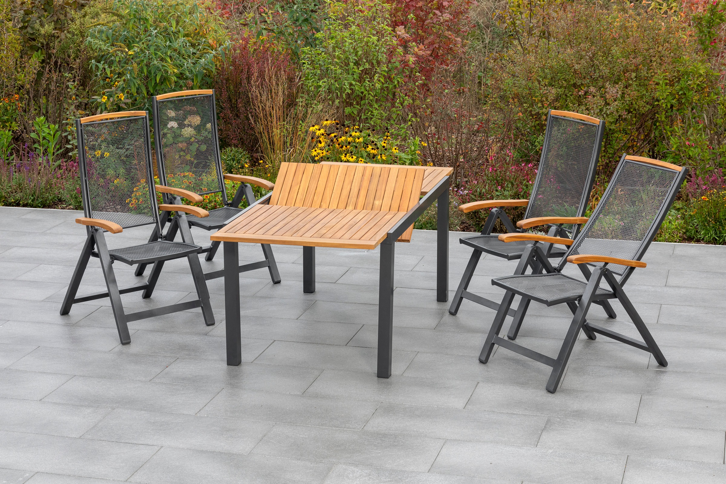 MERXX Garten-Essgruppe »Tilos« 5 Stk. tlg. 4 Klappsessel mit ausziehbarem Tisch