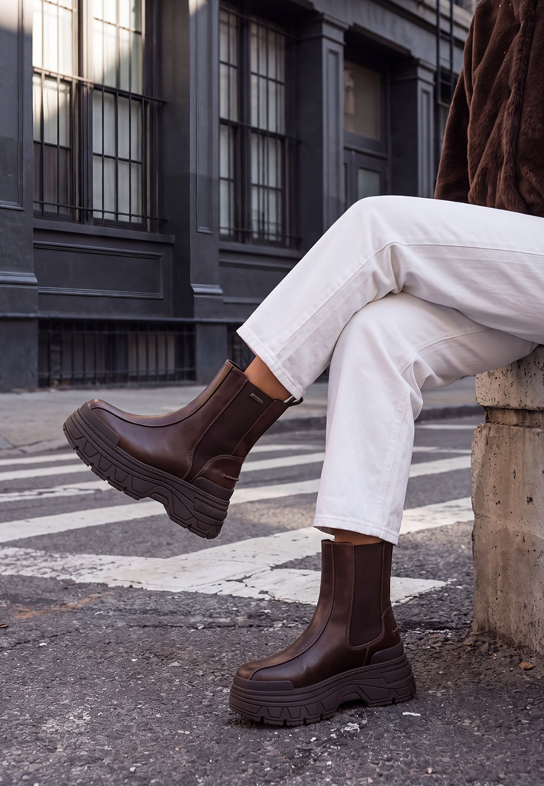 Buffalo Stiefelette »Buffalo FUSION PANEL CHELSEA«