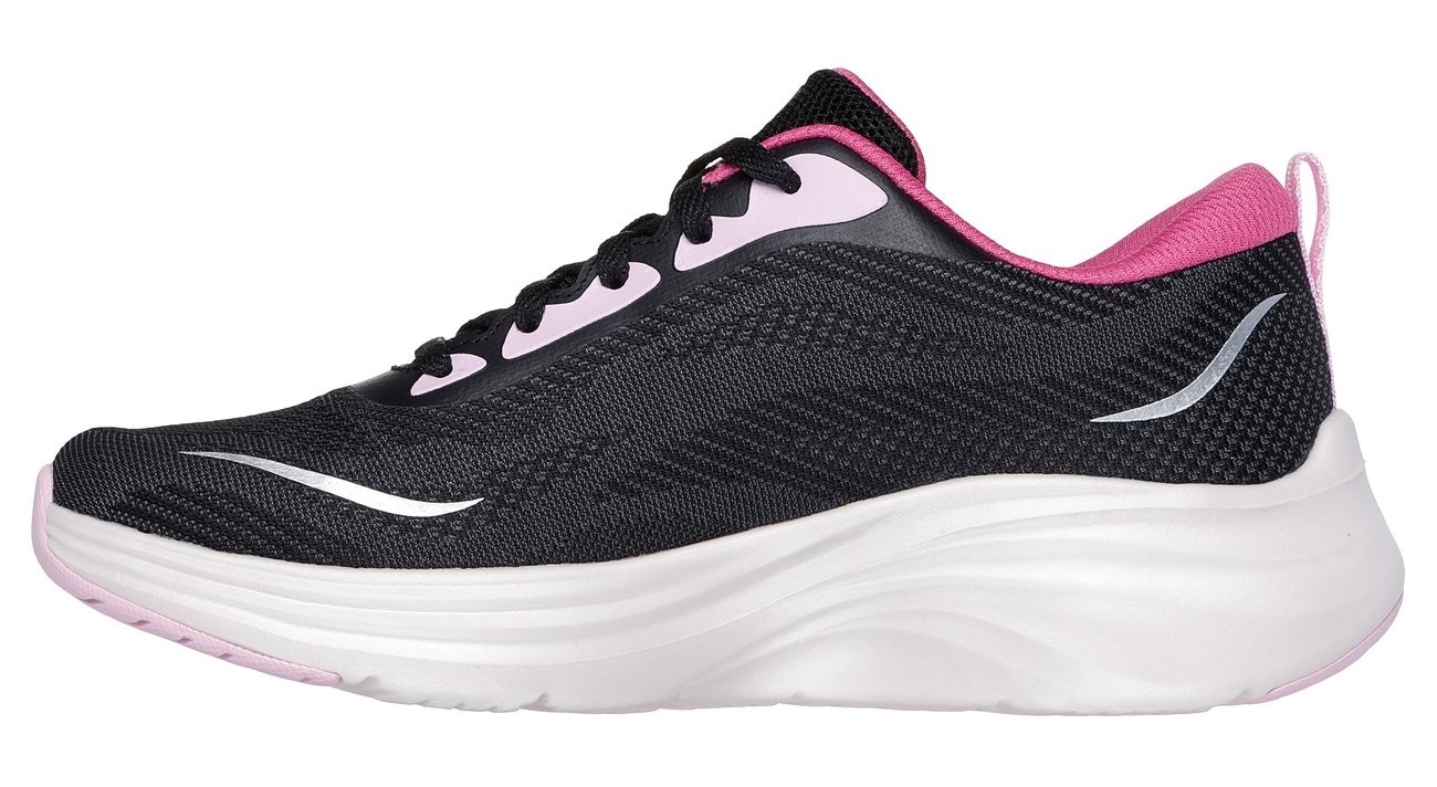 Skechers Sneaker »VAPOR FOAM-SMOOTH RIDE«, Trainingsschuh, Schnürschuh in veganer Verarbeitung