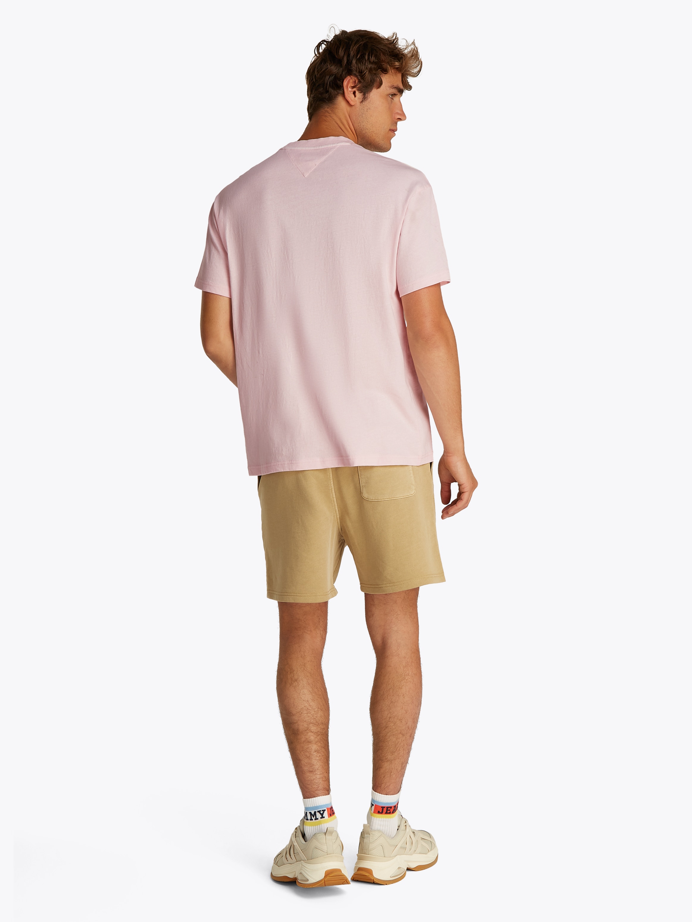 Tommy Jeans T-Shirt »TJM RLX ARCH SAILING SS TEE EXT«, mit großem, mehrfarbigen Print auf der Brust