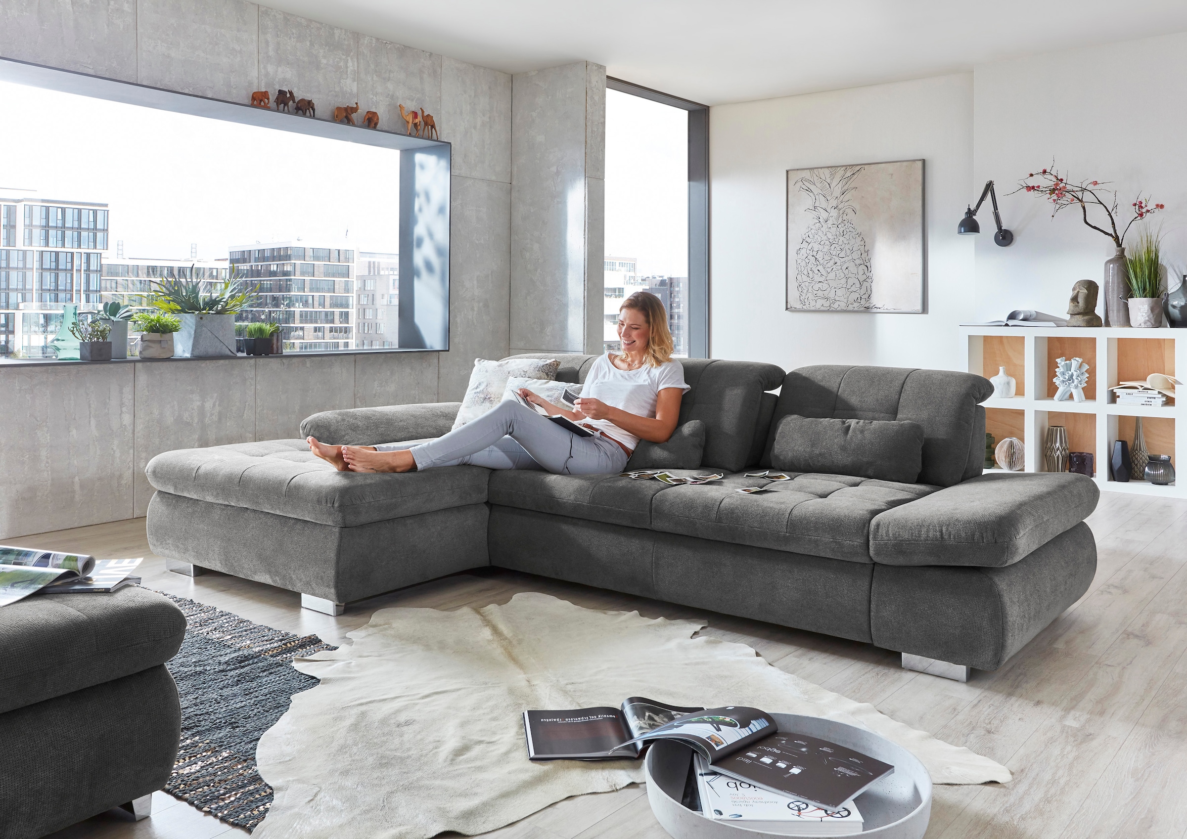 Die PlanBar Ecksofa »MP-IN17004 L-Form«, wahlweise mit Bettfunktion, Sitztiefen- und Kopfteilverstellung