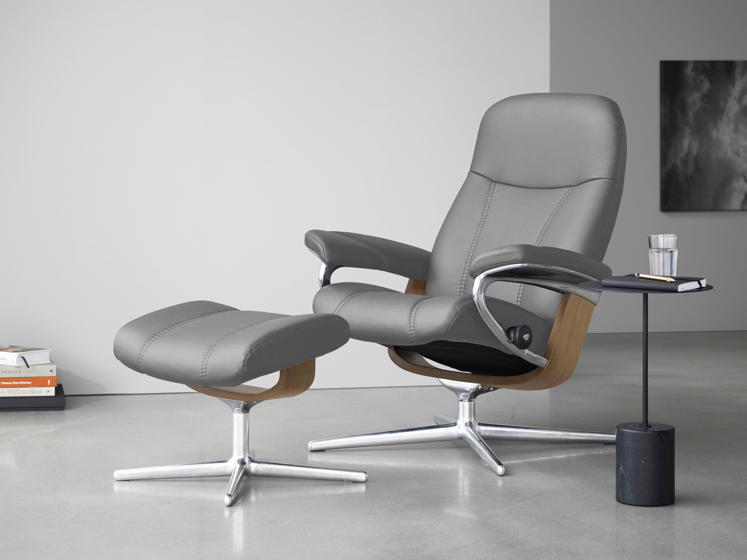 Stressless Relaxsessel "Consul" mit Cross Base, Größe S, M & L, Holzakzent Eiche, in 2 Bezugsqualitäten lieferbar