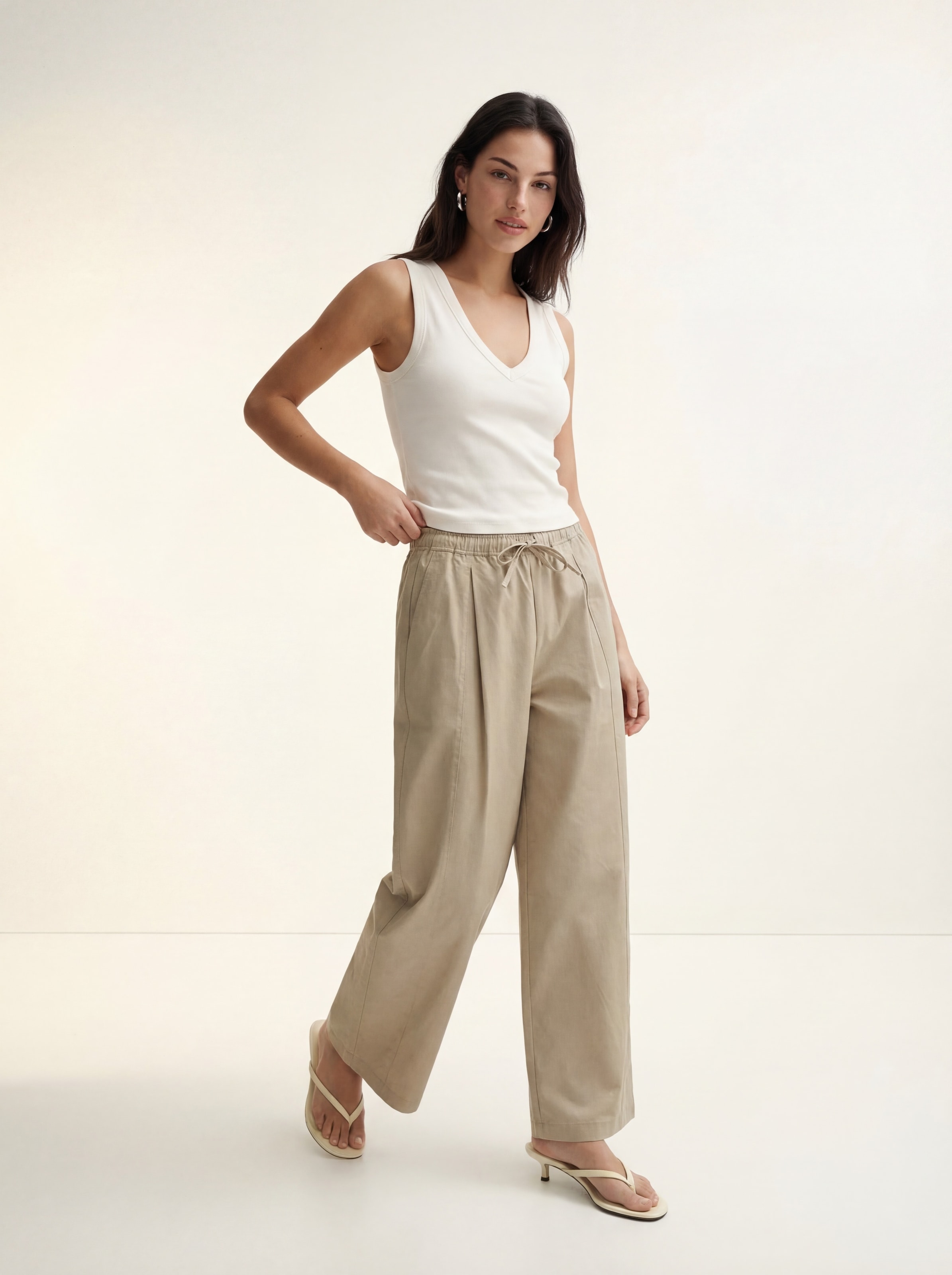 Vero Moda V-Shirt »VMCHLOE SHORT DEEP V-NECK TOP JRS NOOS« Baumwollmischung, regular fit