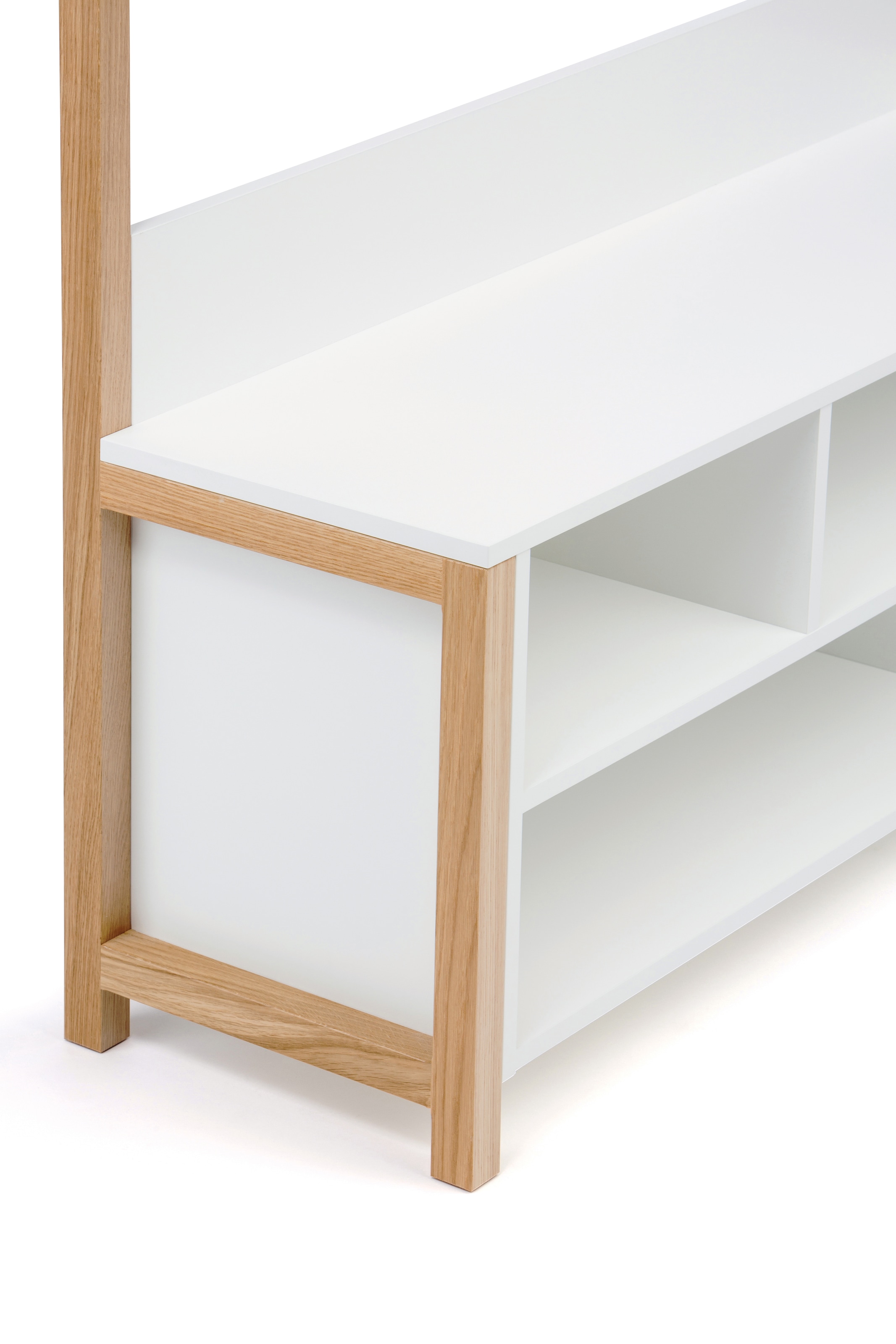 andas Garderobenständer, im skandinavian Design
