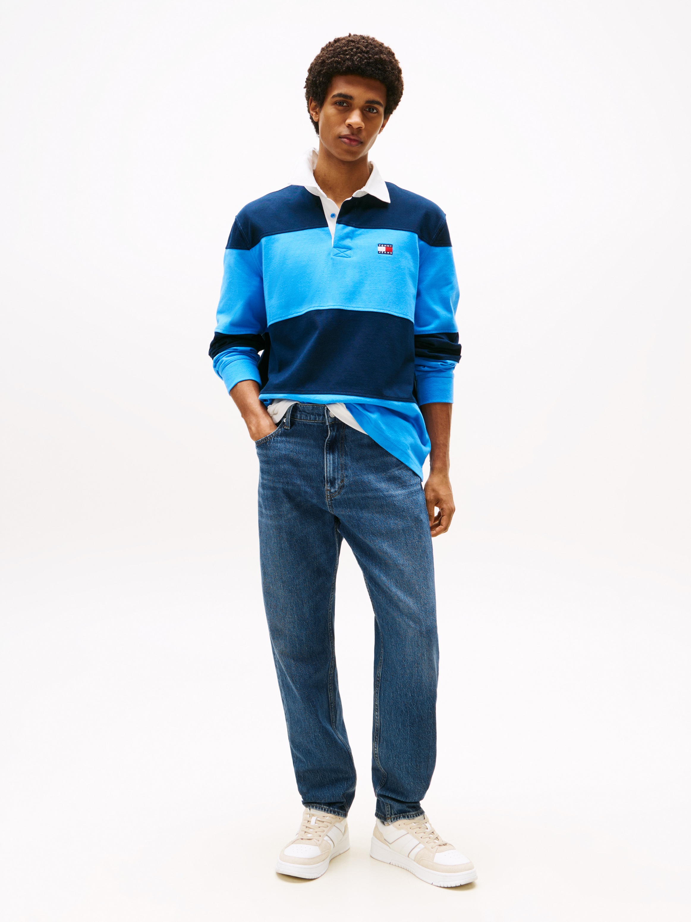 Tommy Jeans Gerade Jeans »Isaac Relaxed Tapered«, Mit Gürtelschlaufen