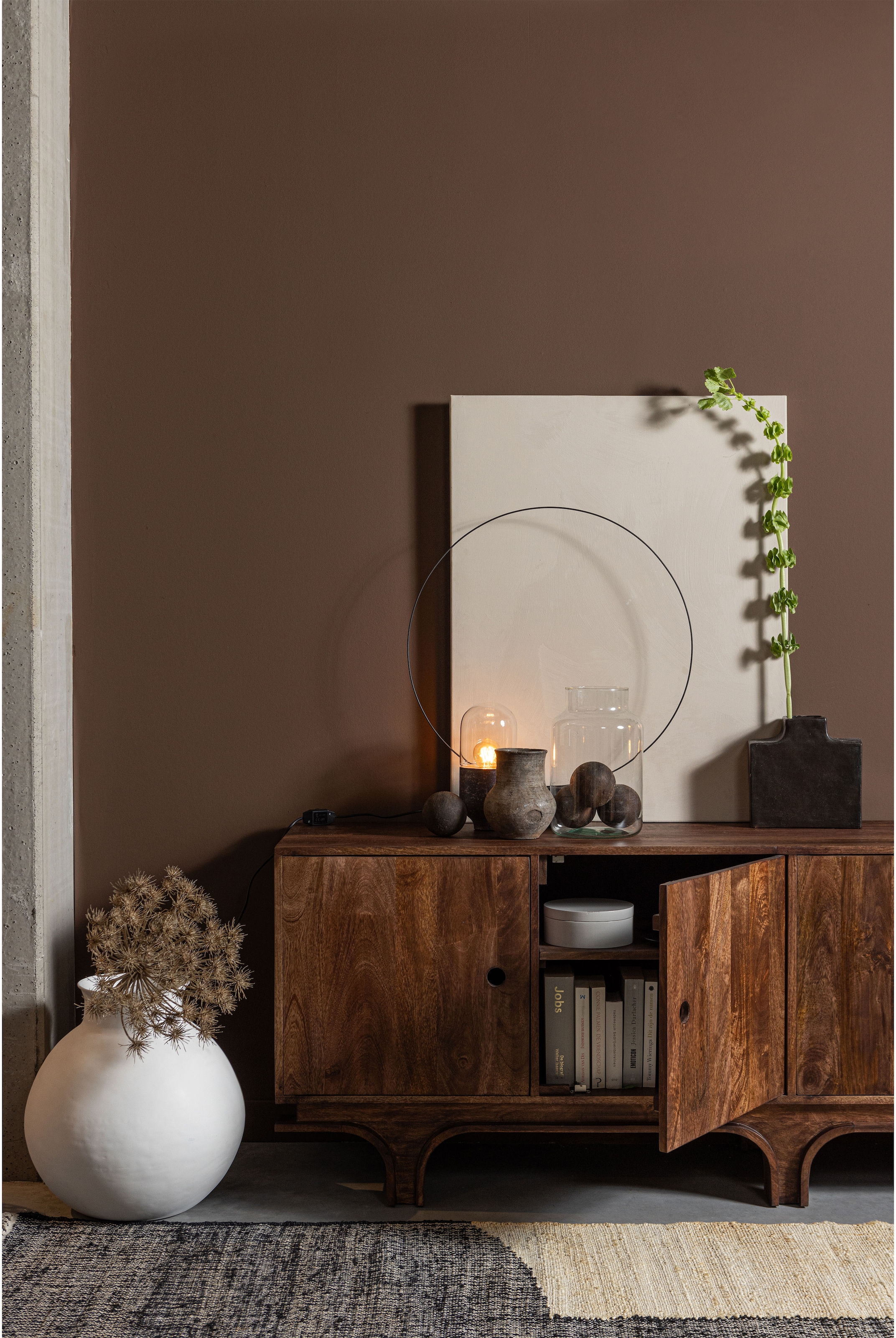 WOOOD Sideboard aus Mangoholznmit markanter Maserung und Unikat-Charakter