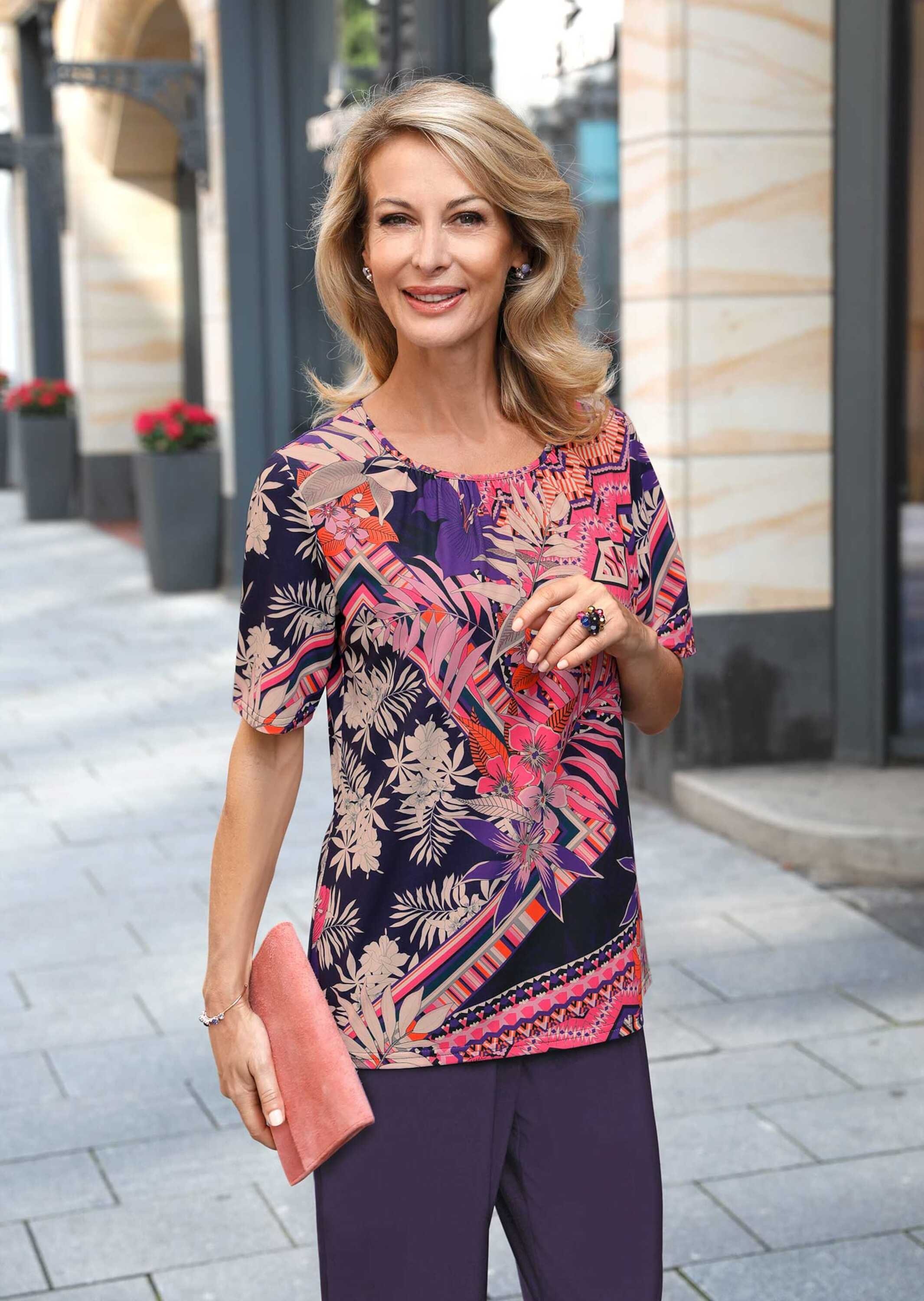 GOLDNER Print-Shirt »Kurzgröße Stretchbequemes Shirt mit extravagantem Druck«