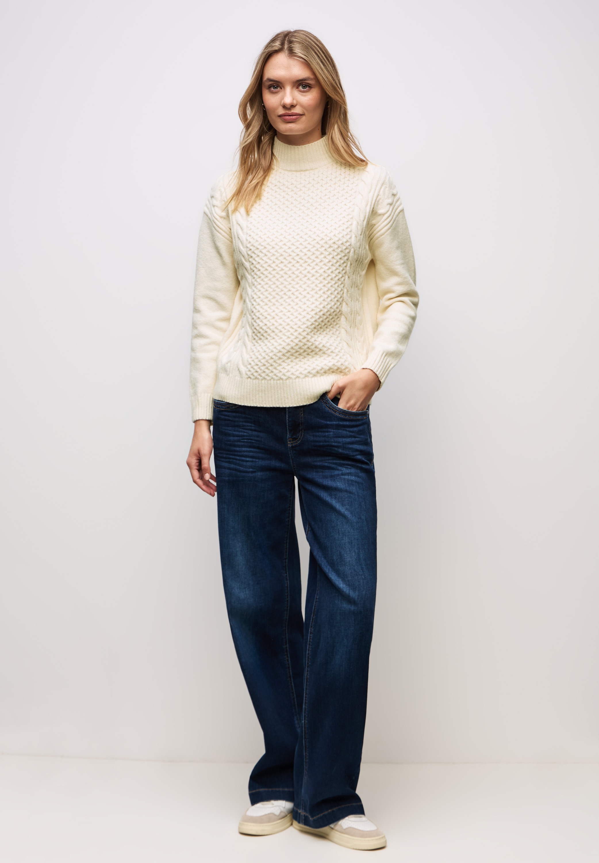 STREET ONE Strickpullover mit Strick-Detail