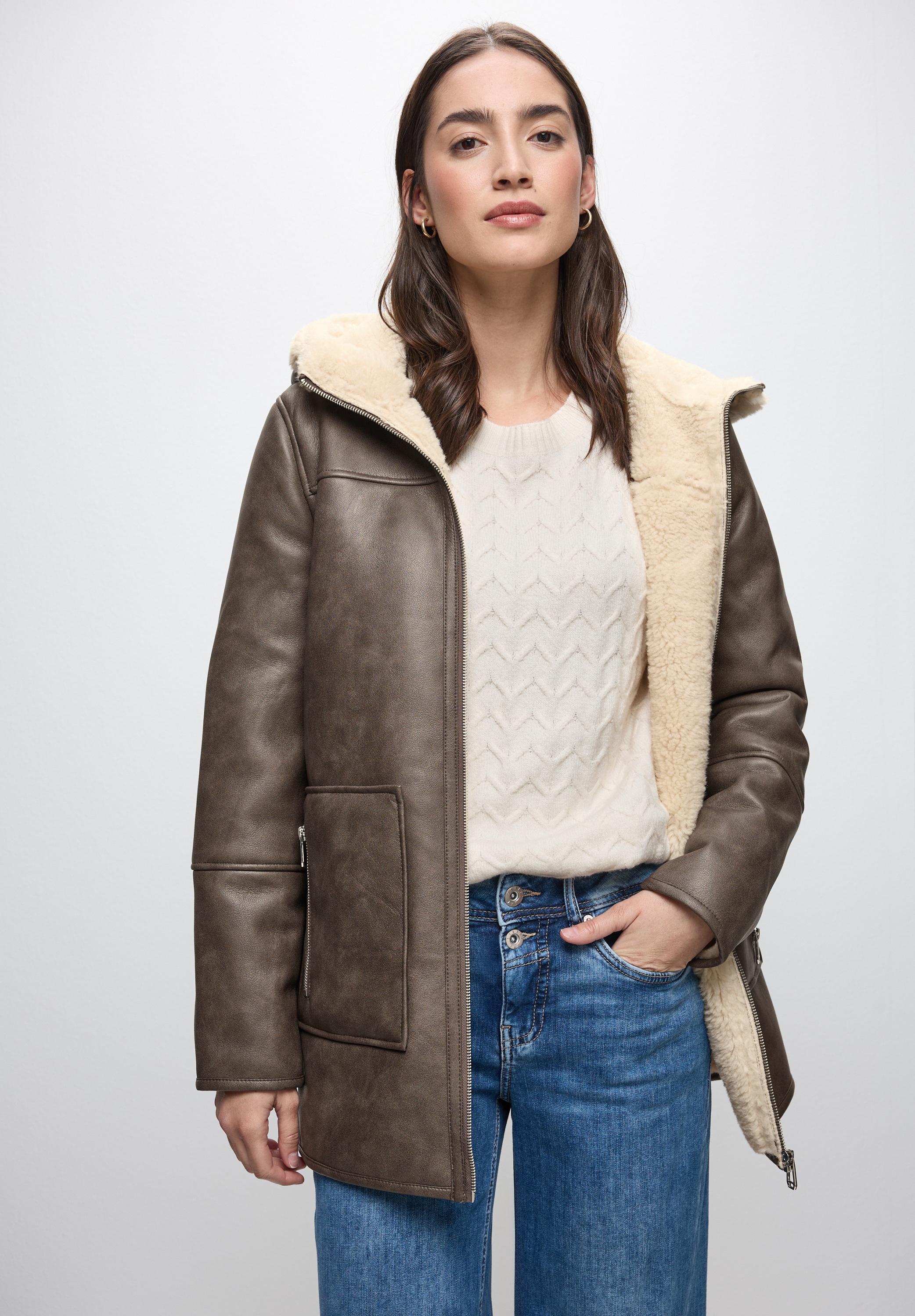 STREET ONE Lederimitatjacke mit Kapuze im Leder-Look und mit Fake Fur Detai günstig online kaufen