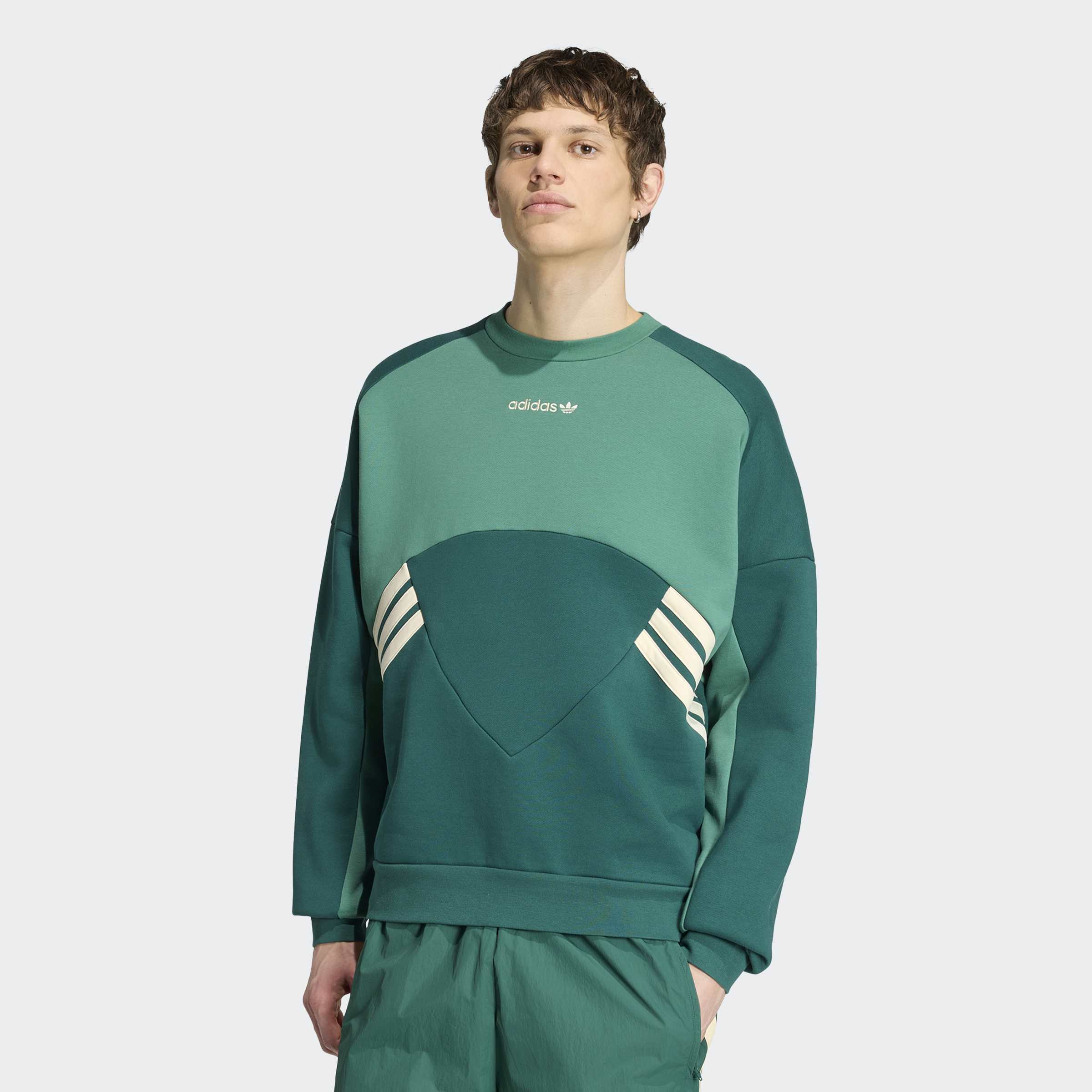 adidas Originals Sweatshirt "MUNICH 93 RUNDHALS", mit angesetzten Bündchen an Ärmel- und Rumpfabschluss