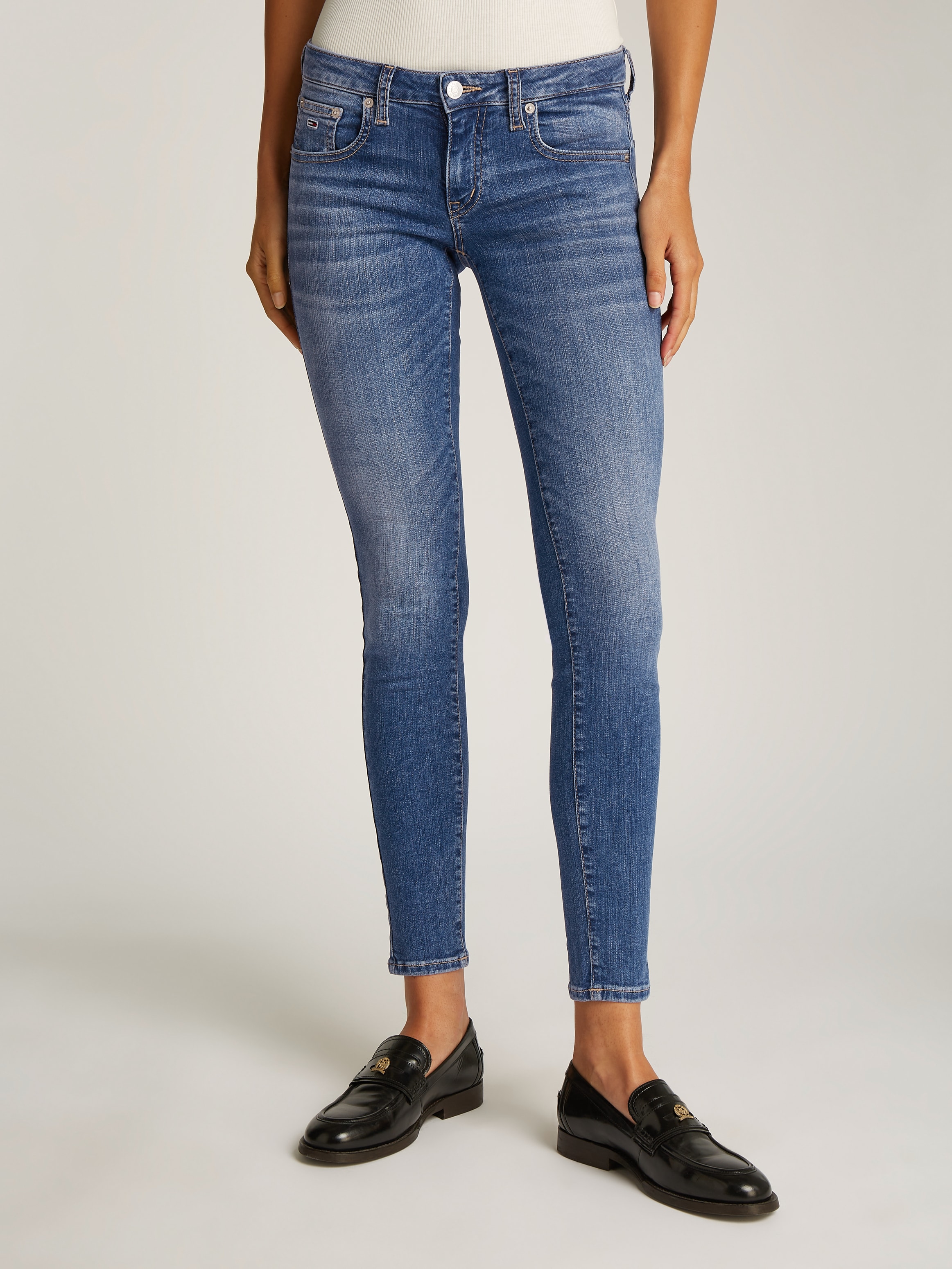 Tommy Jeans Skinny-fit-Jeans "Sophie Low Waist Skinny", mit Logo-Badge, in günstig online kaufen