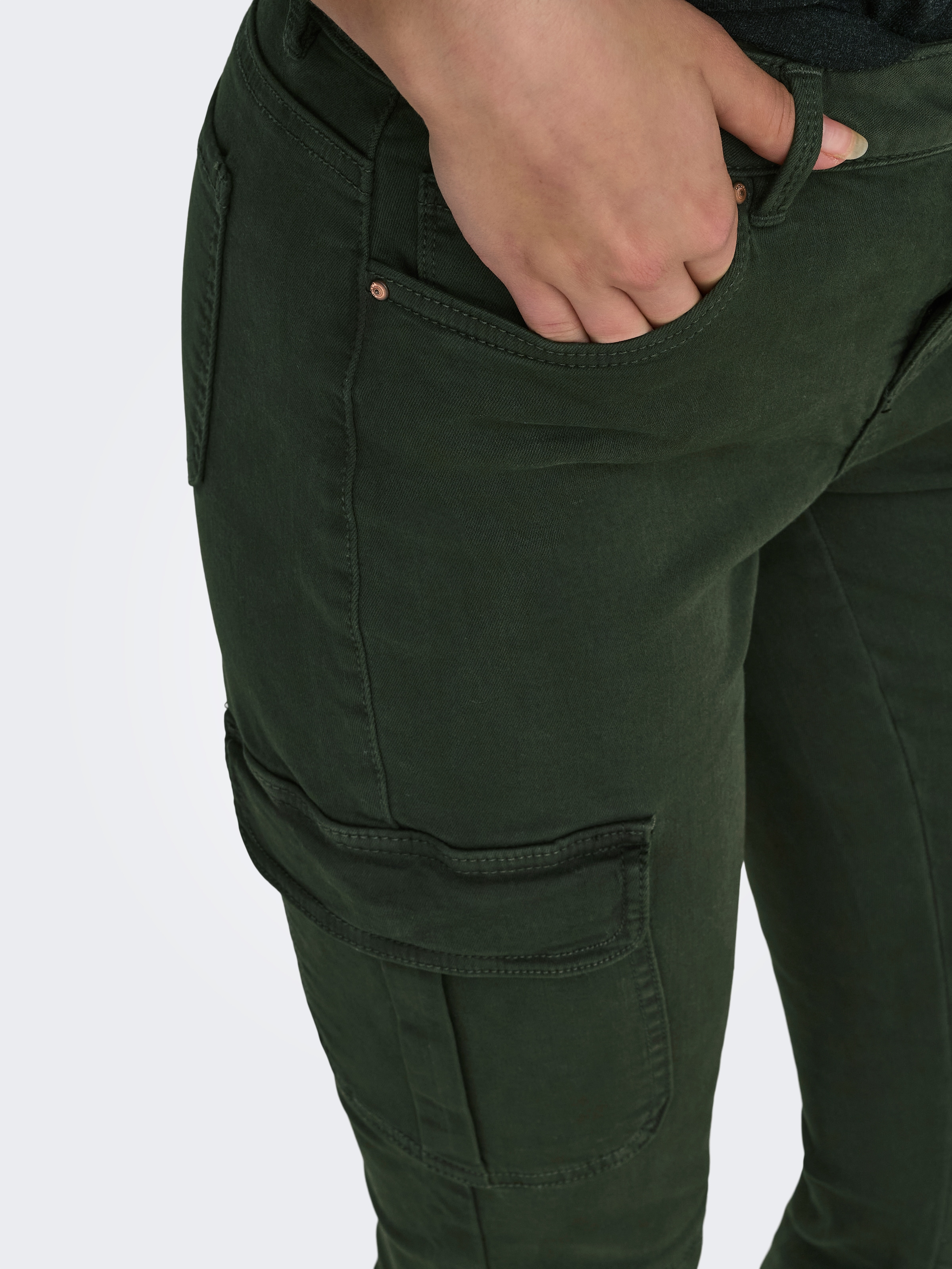 ONLY Cargohose »ONLMISSOURI REG ANK CARGO PNT NOOS«  mit Stretchsäumen