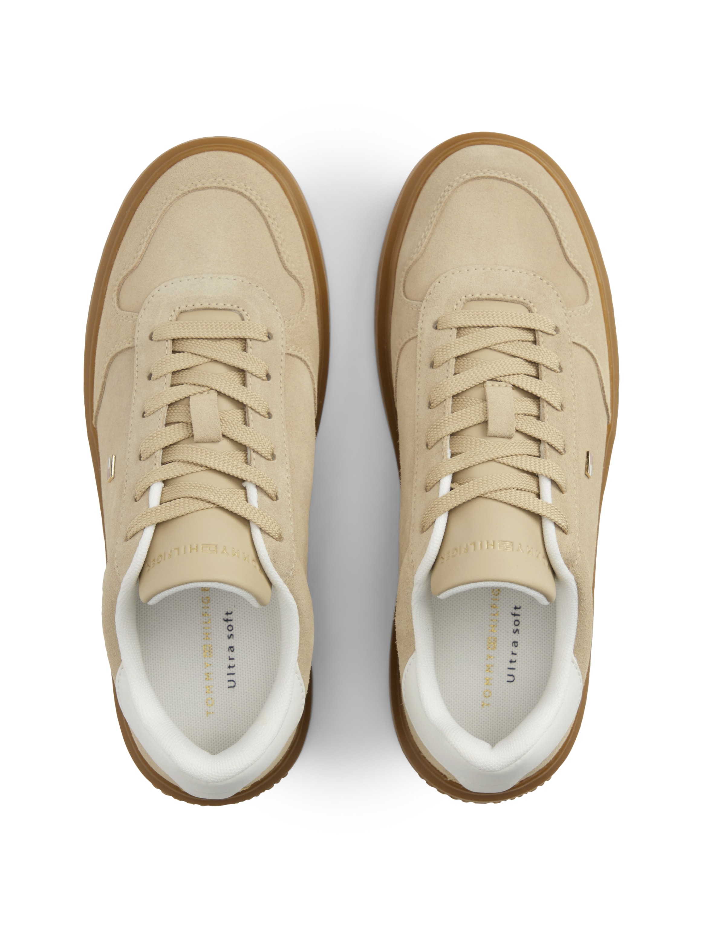Tommy Hilfiger Plateausneaker »TH ICON COURT LIGHT SUEDE«  Freizeitschuh, Halbschuh, Schnürer mit Kontrastbesatz