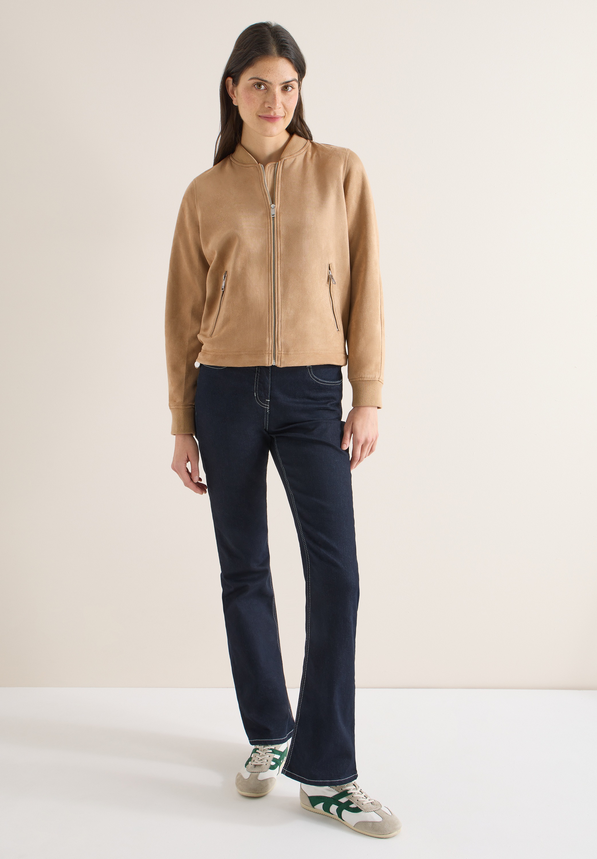 Thumbnail - Cecil Blouson ohne Kapuze in Velours-Optik