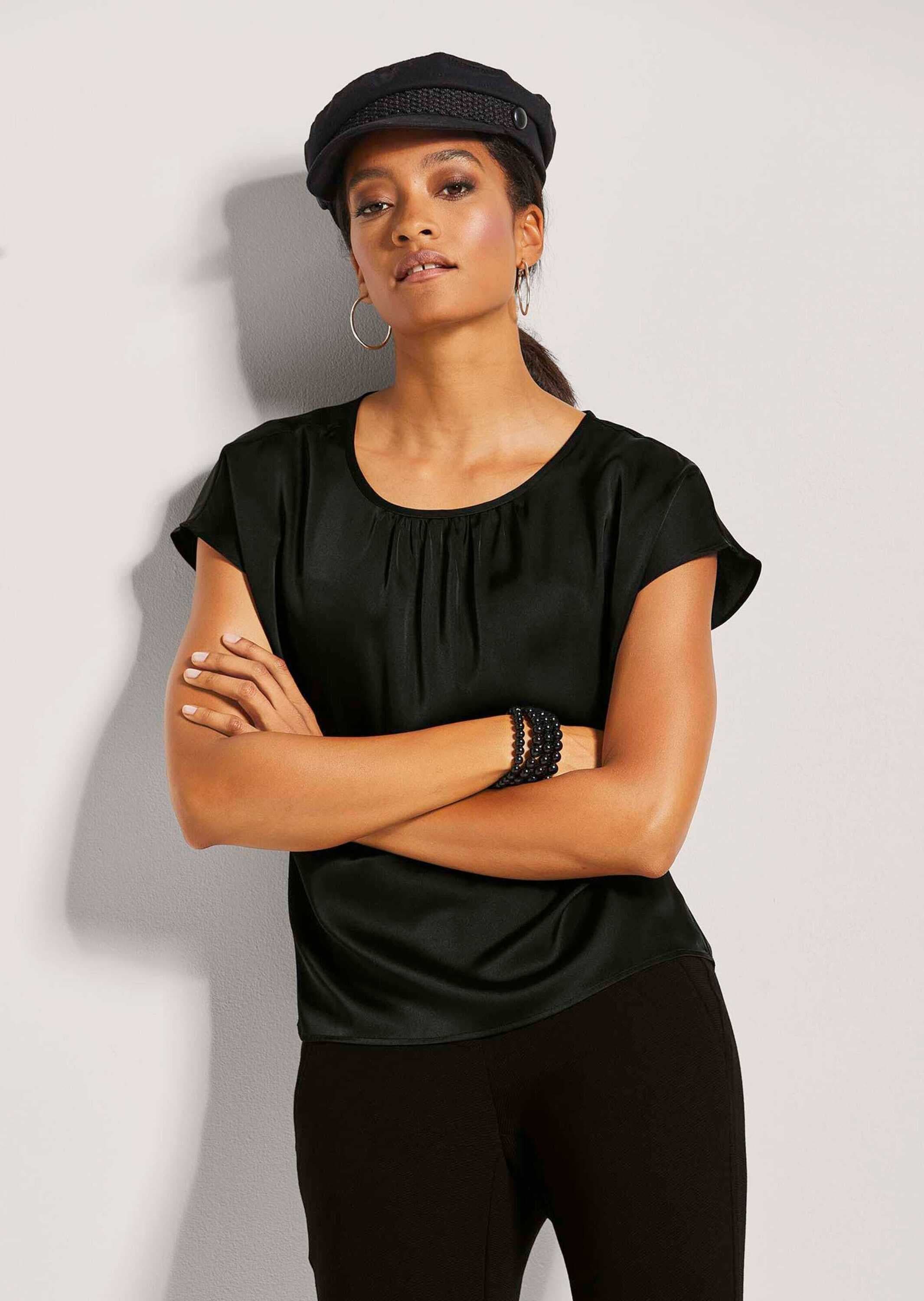 MADELEINE Shirtbluse »Blusenshirt Kurzes Satin-Shirt in trendstarker A-Linie«