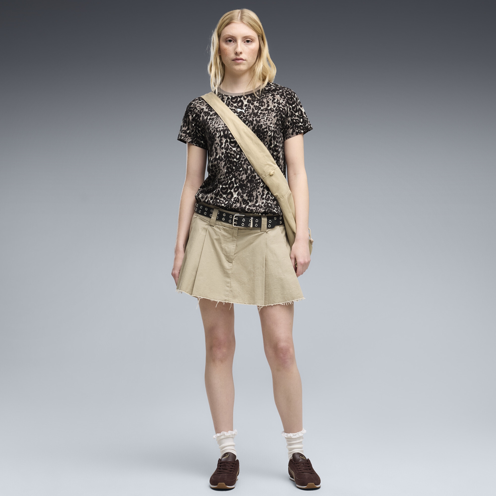 PUMA T-Shirt »Graphics T-Shirt mit Animal-Print Damen«