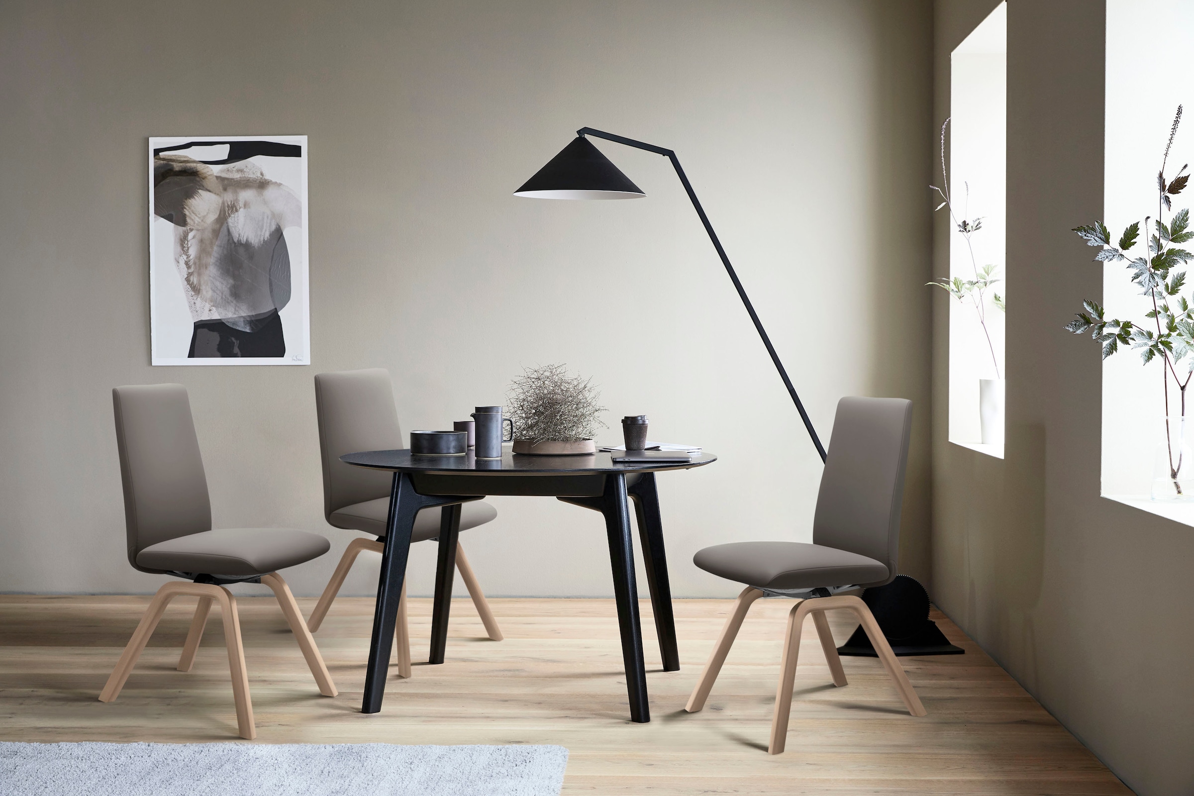 Polsterstuhl STRESSLESS "Laurel", grau (metal grau paloma, schwarz), B:49cm H:92cm T:59cm, Leder PALOMA: PALOMA ist ein durchgefärbtes Semianilin-Möbelleder mit natürlicher Narbung., Stühle, Polsterstuhl, Low Back, Größe M, mit schräggestellten Beinen in 