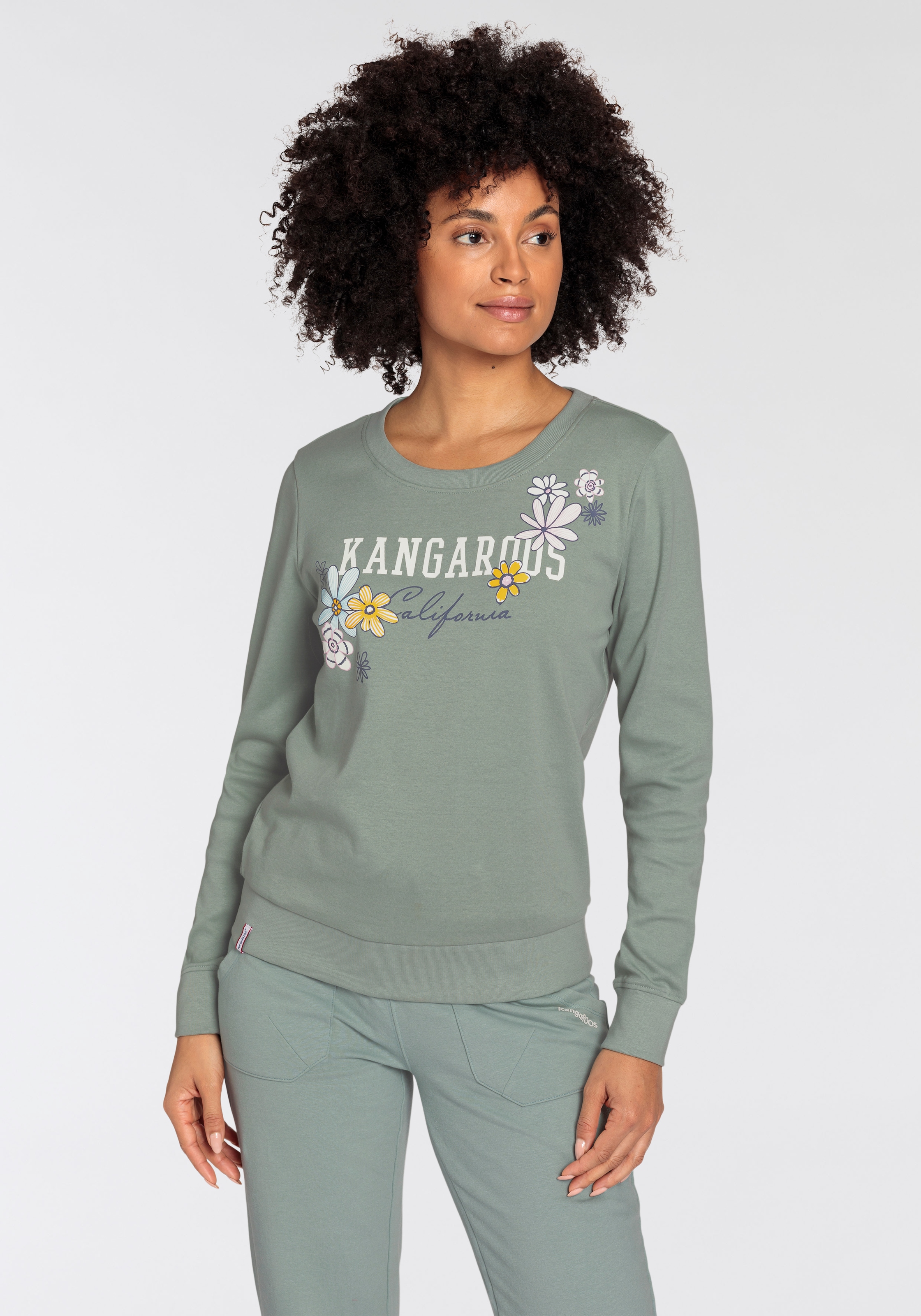 KangaROOS Sweatshirt, mit großem Label Print - NEUE-KOLLEKTION