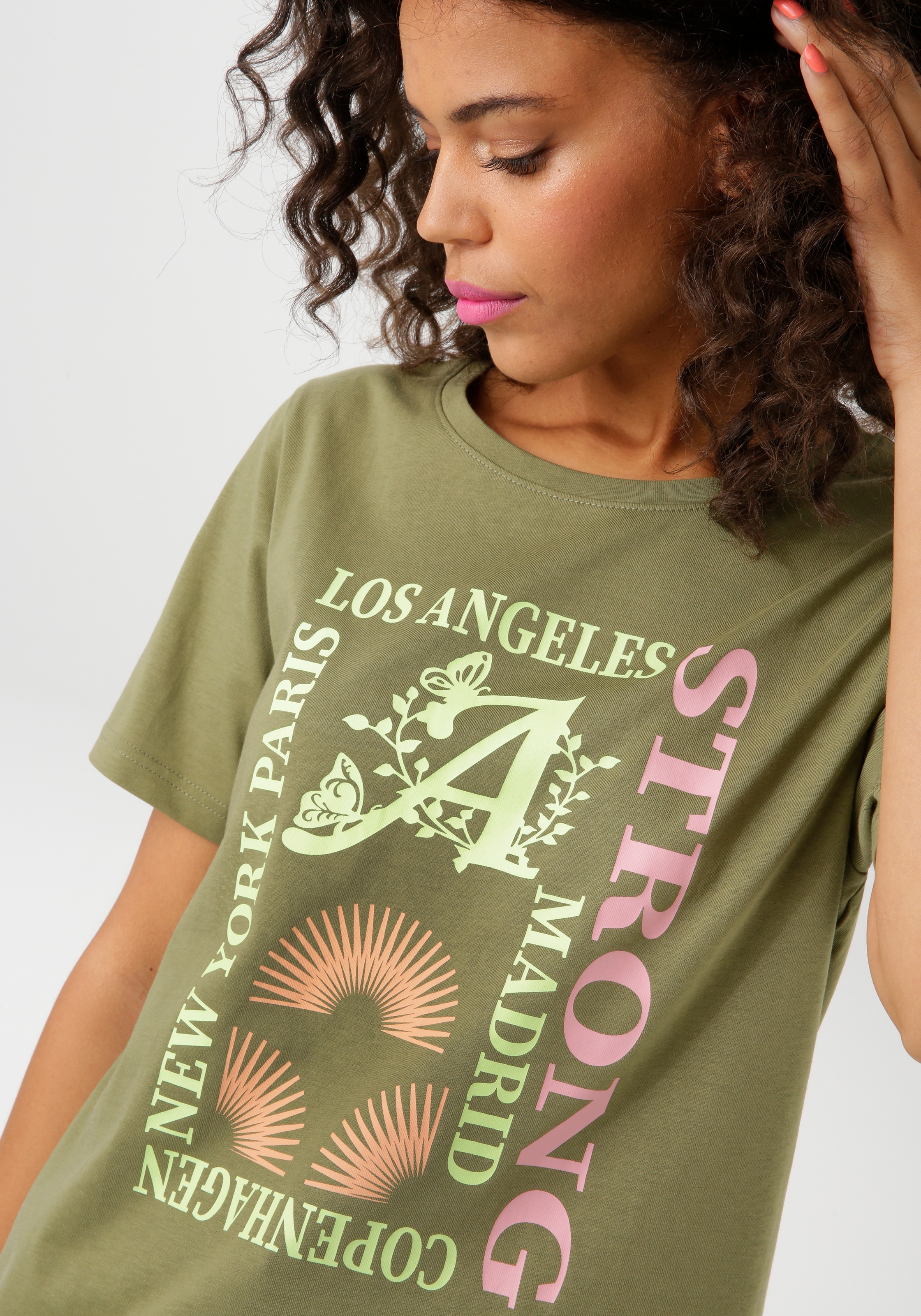 Thumbnail - Aniston CASUAL T-Shirt, mit farbharmonischen Frontprint aus Foliendruck