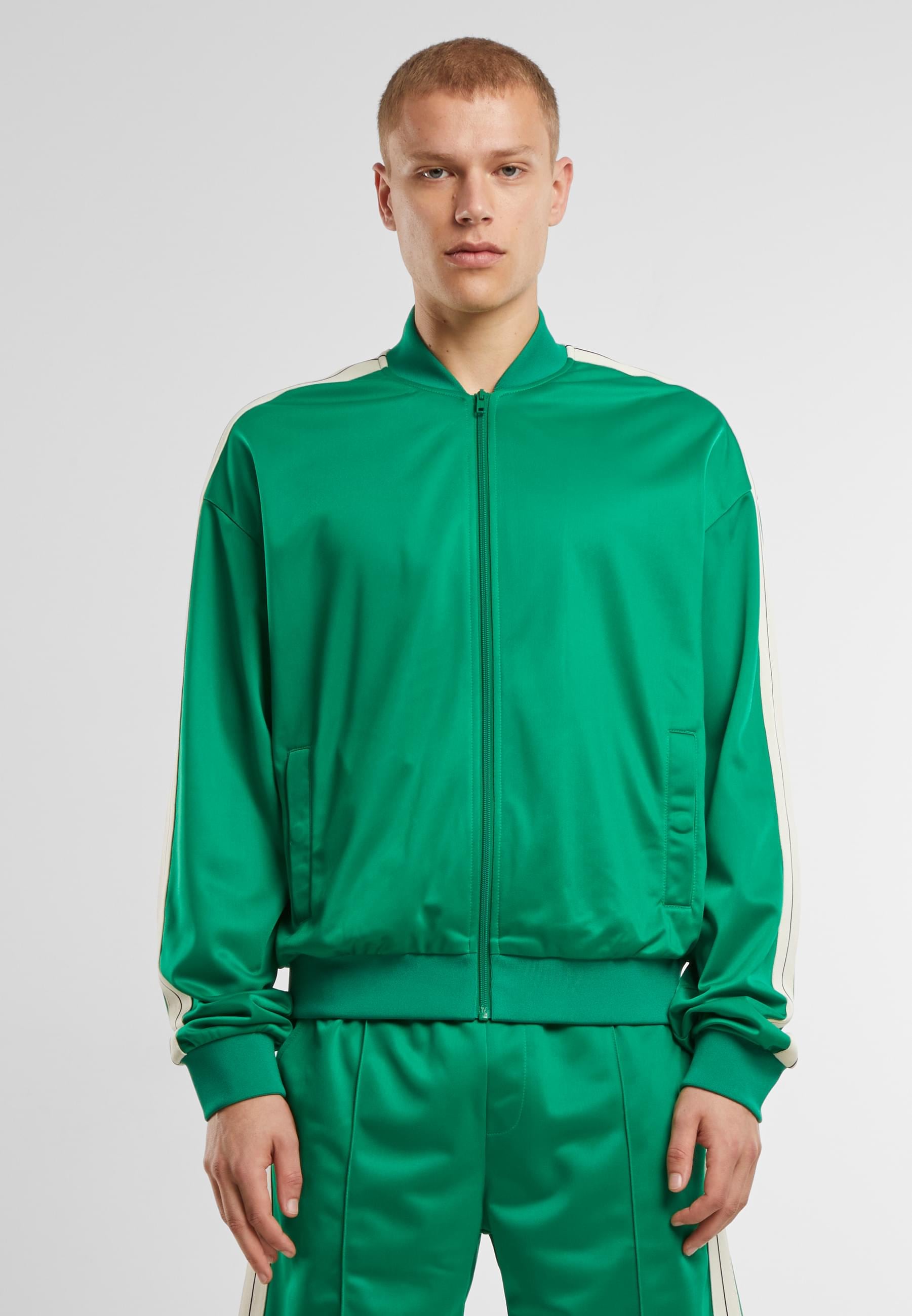 URBAN CLASSICS Allwetterjacke »Urban Classics Tennis Core Jacket«, (1 St.), ohne Kapuze