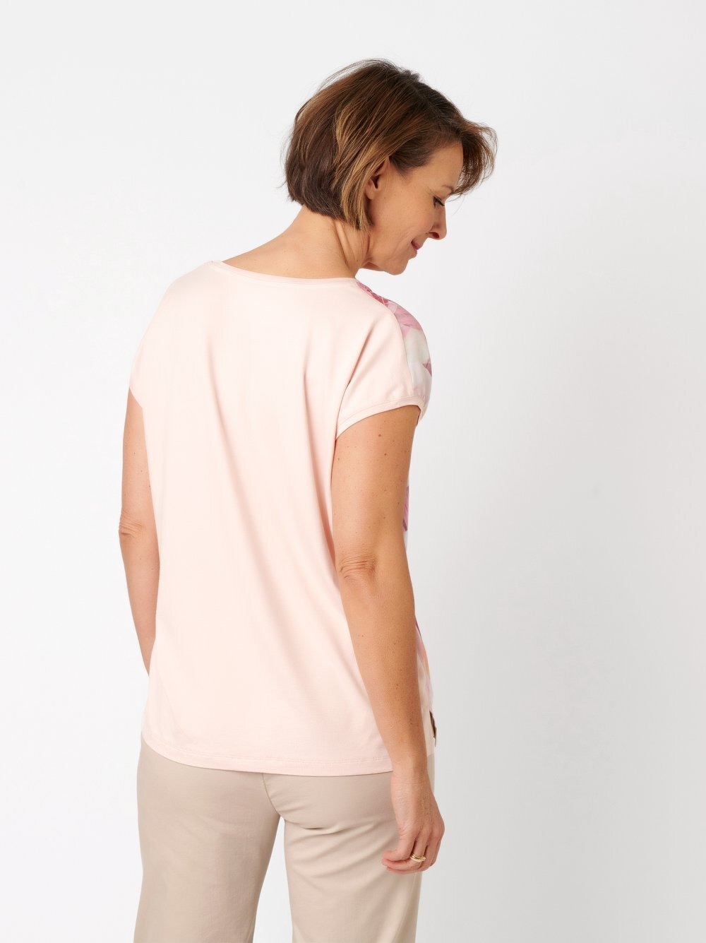 Relaxed T-Shirt »Sweet Pia« mit kreativem Blätterdruck