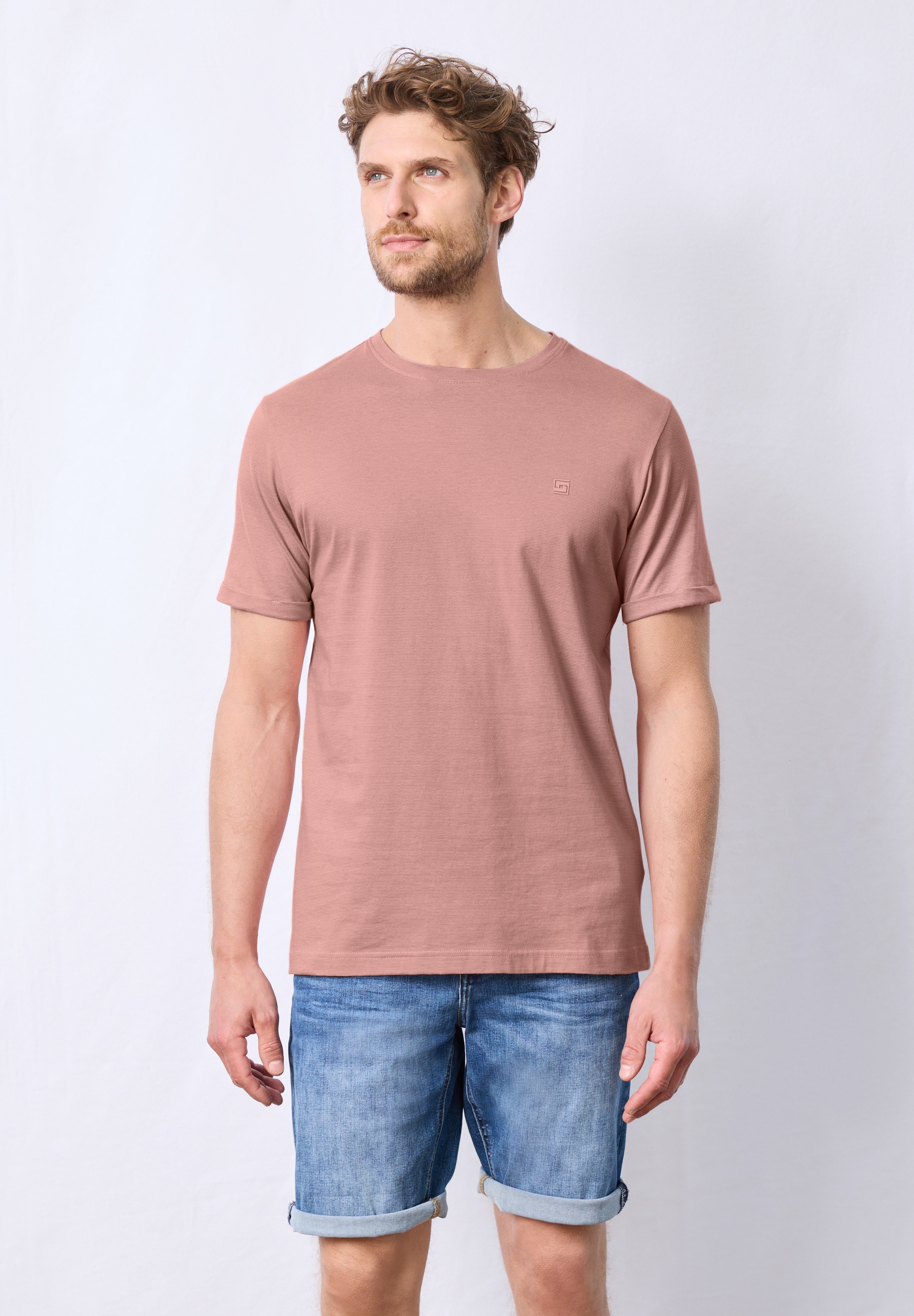 STREET ONE MEN T-Shirt, mit Streifen-Struktur günstig online kaufen