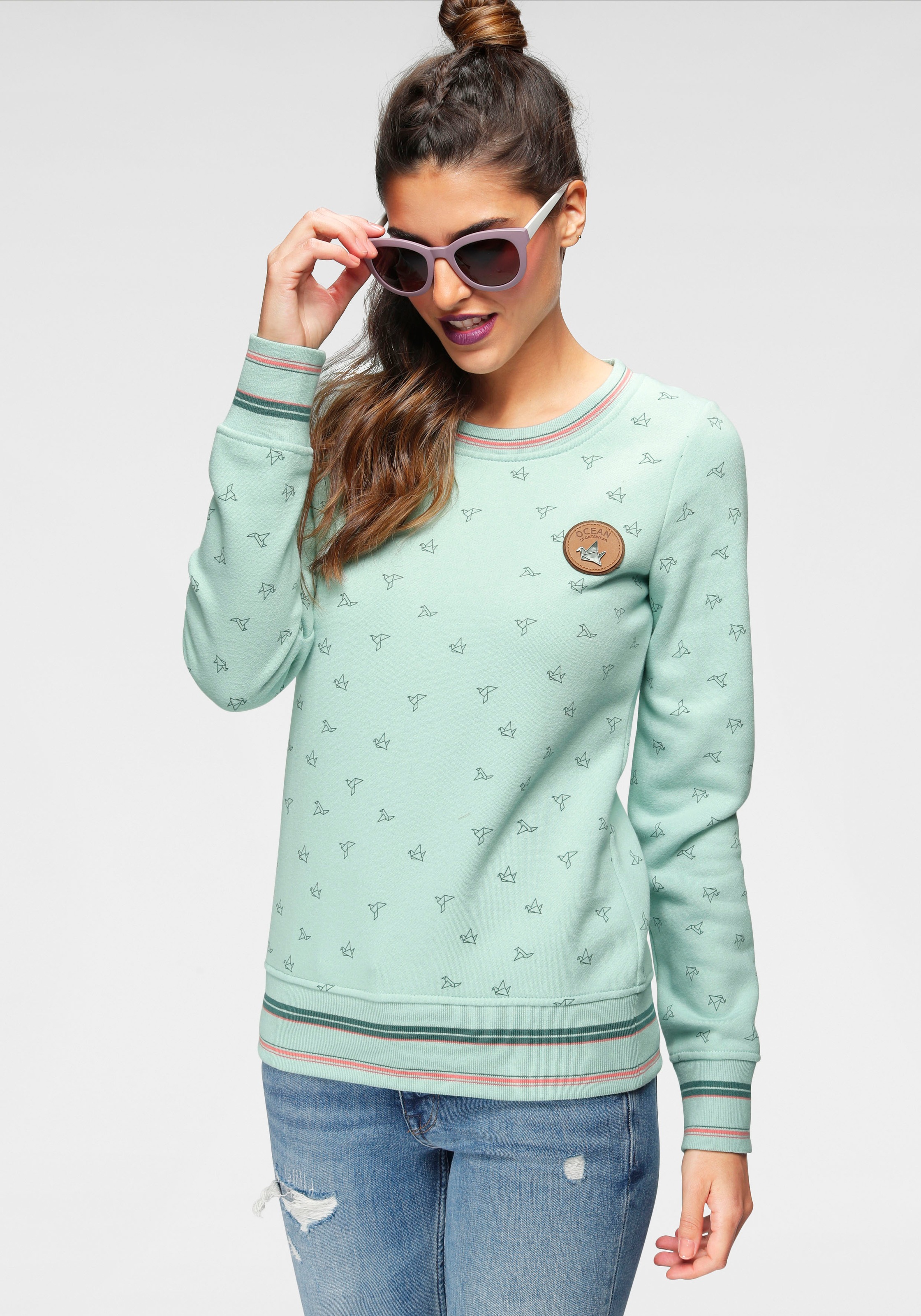 Sweatshirt, mit Lederimitatbadge