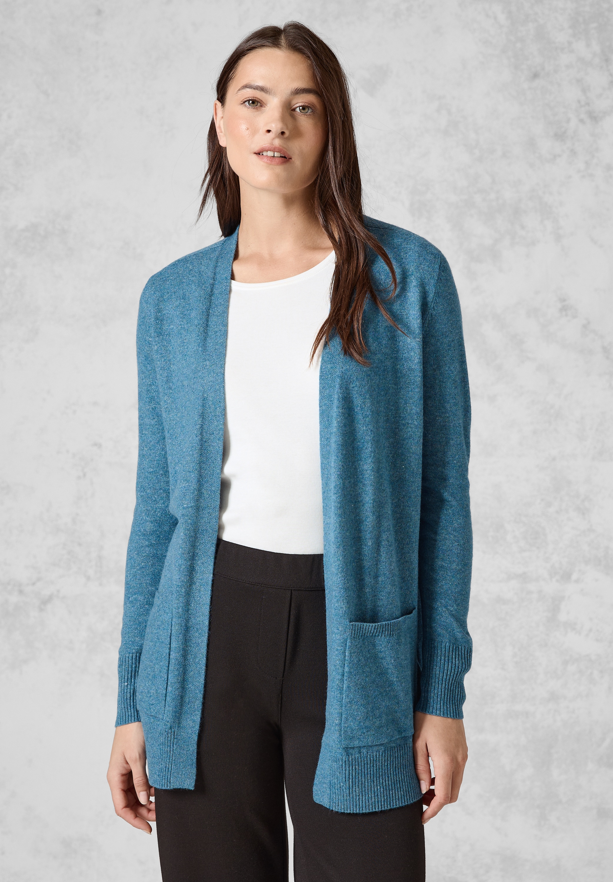 Cardigan, aus softem Materialmix