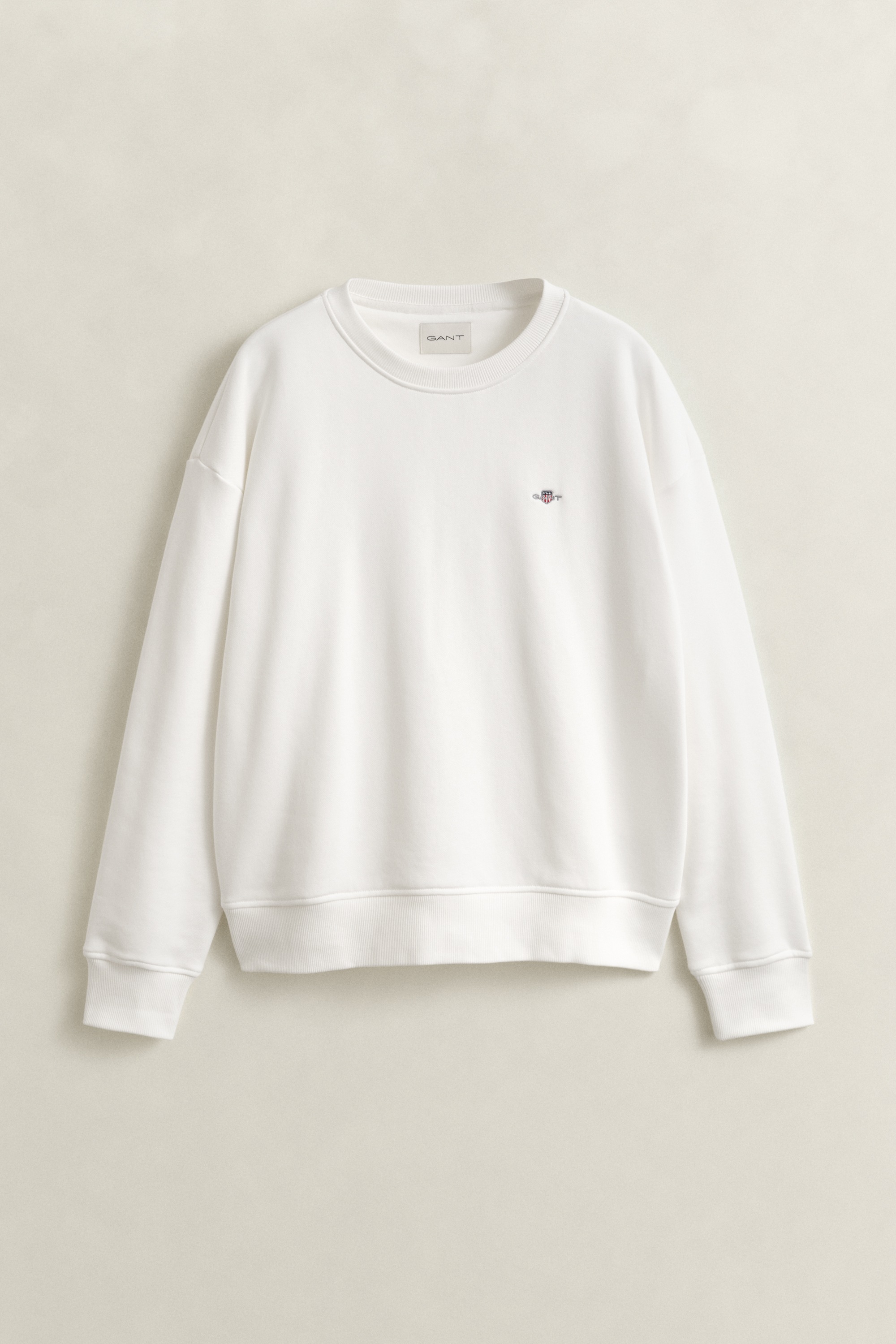 Gant Sweatshirt »SHIELD C-NECK SWEAT« Grafische GANT-Stickerei auf der Brust