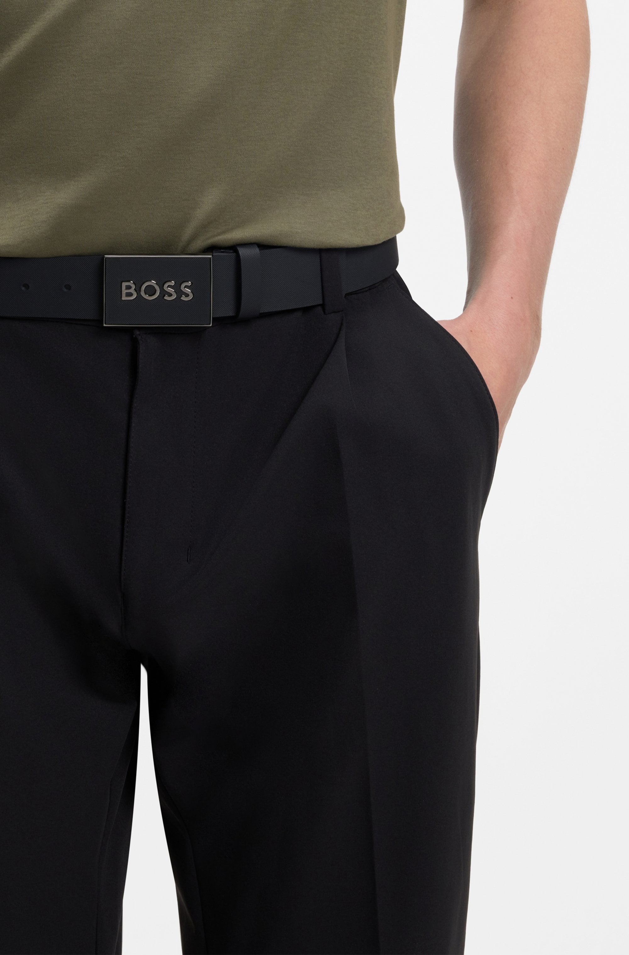 BOSS Ledergürtel »Boss Icon-S1 Sz40« mit großem BOSS Schriftzug auf der Schnalle