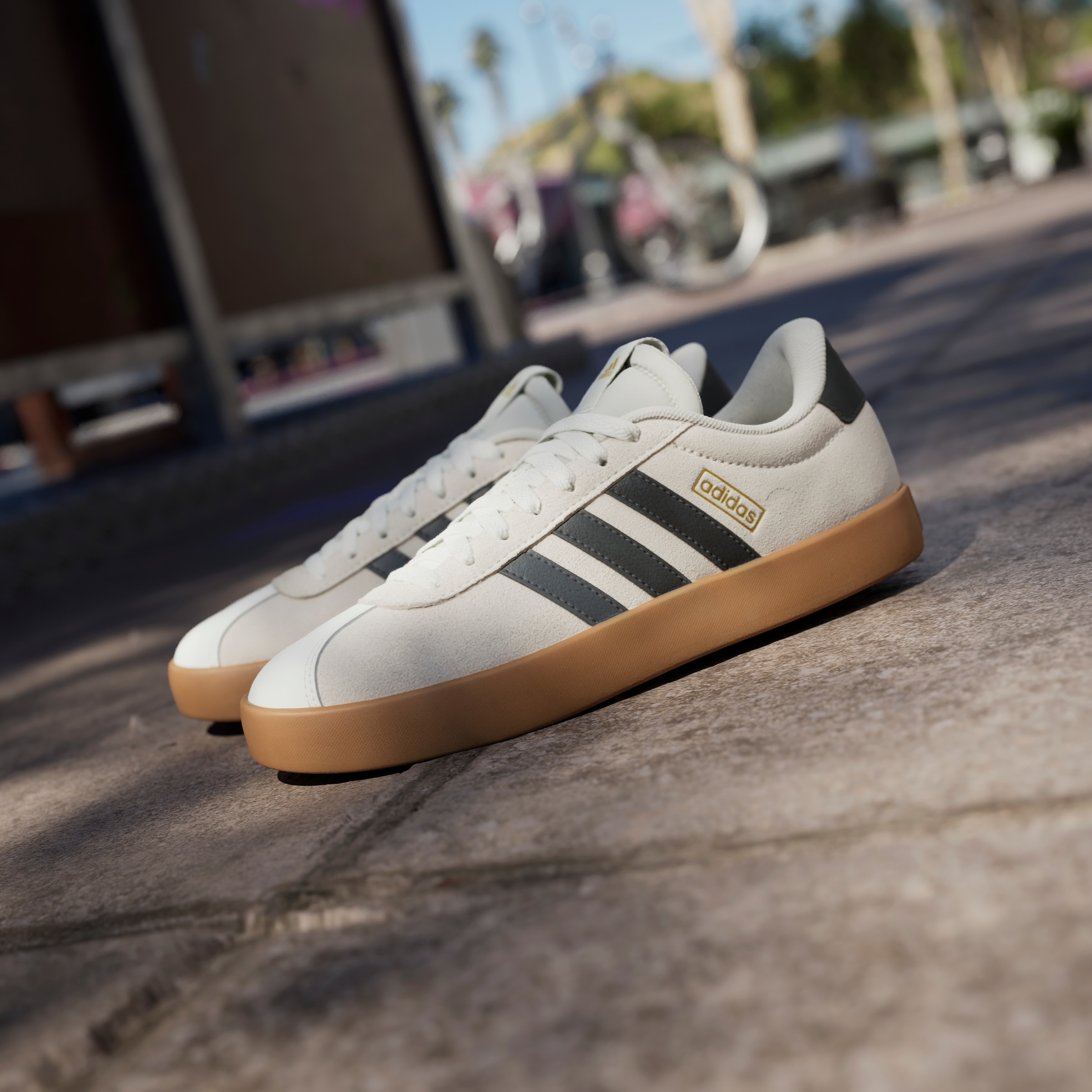adidas Sportswear Sneaker »VL COURT 3.0«, inspiriert vom Design des adidas samba