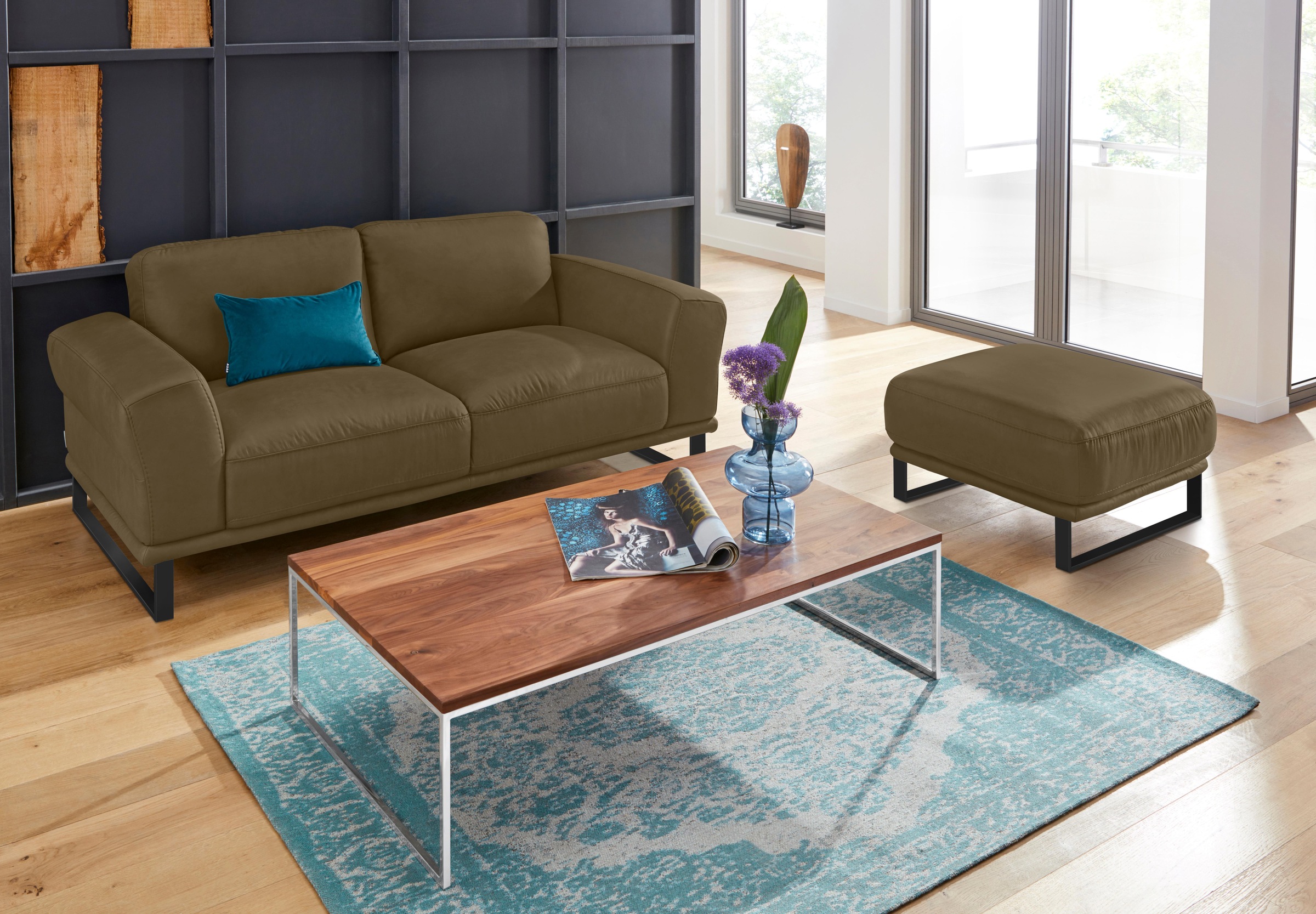 W.SCHILLIG Hocker »montanaa«, mit Metallkufen in Schwarz pulverbeschichtet, Breite 71 cm