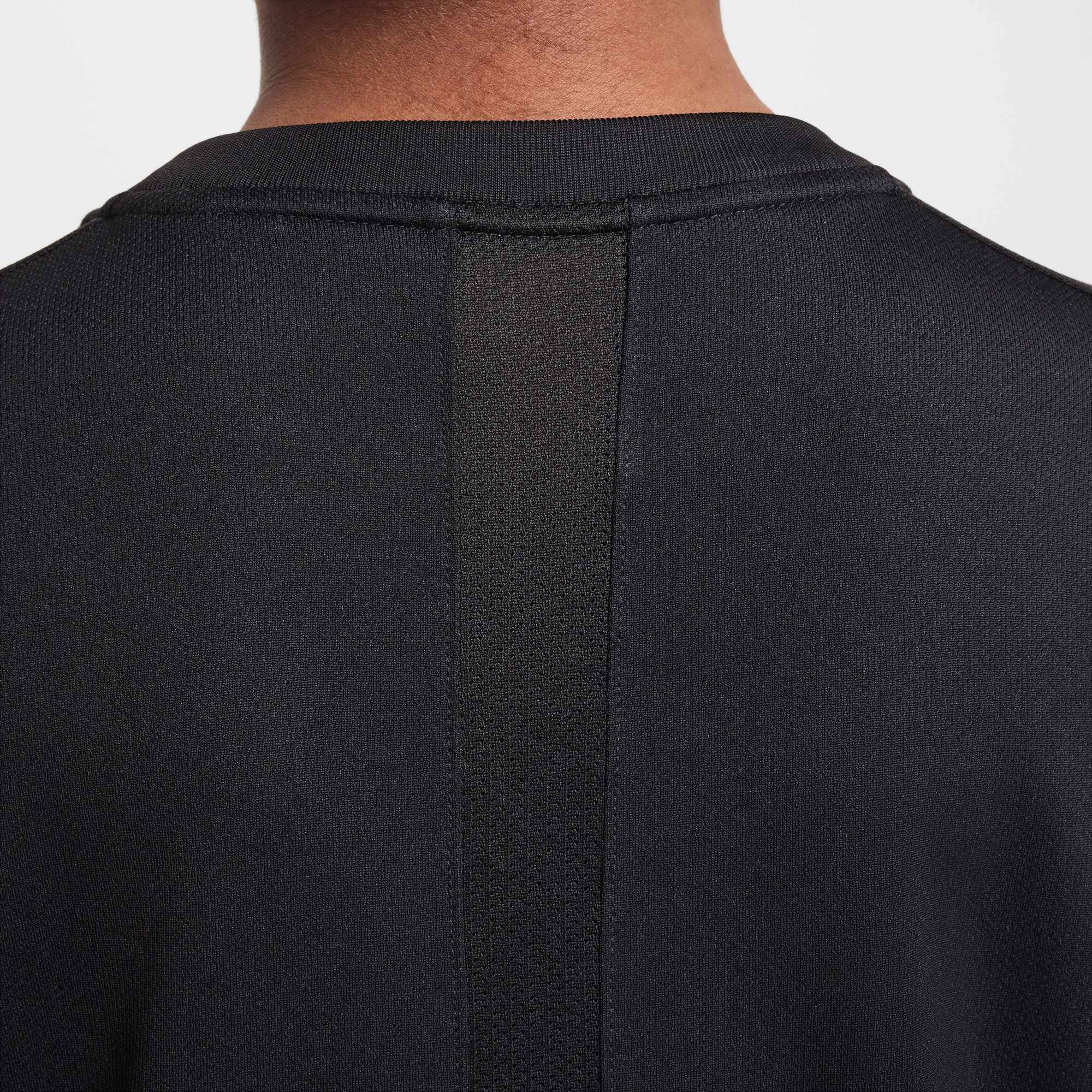 Nike T-Shirt »B NK DF MULTI SS TOP GX LOVE« für Jugendliche, sportlicher Stil, für Freizeit und Aktivitäten