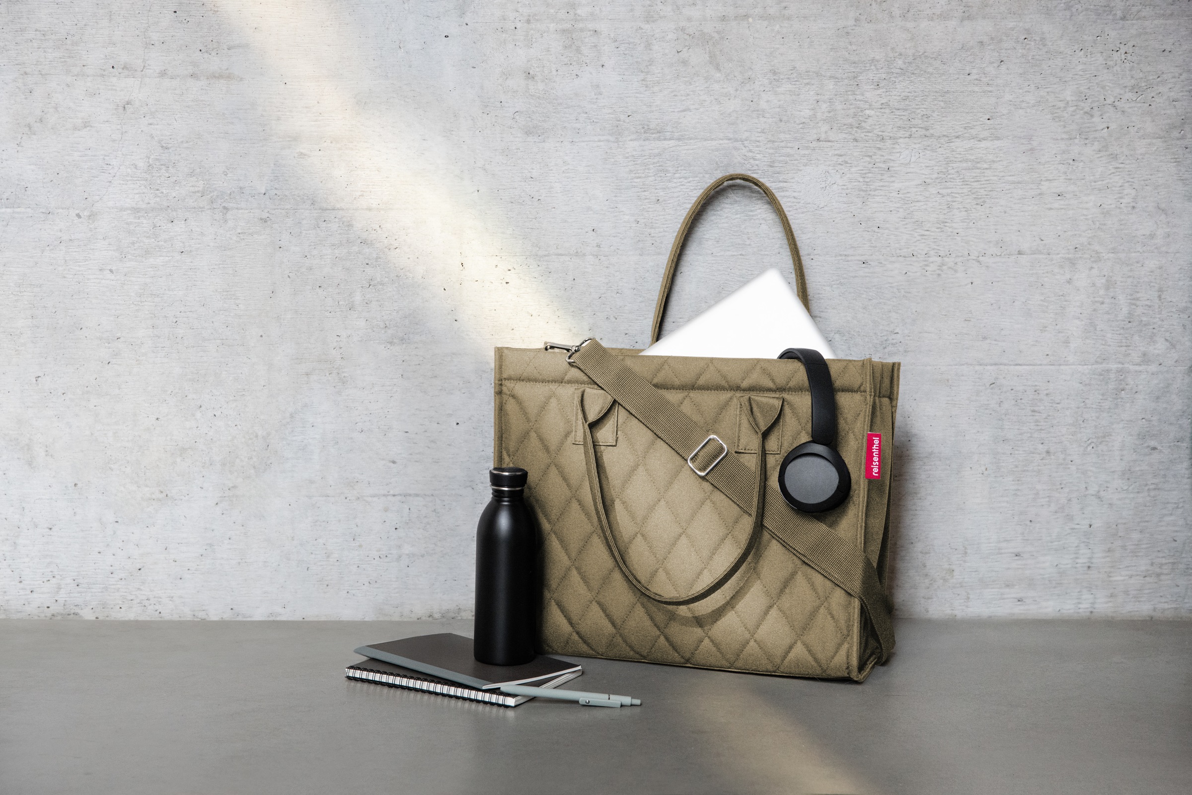 REISENTHEL® Einkaufsshopper »daily shopper business« Notebooksteckfach (17"), Trolley-Aufsteckfunktion, Boden hochklappbar