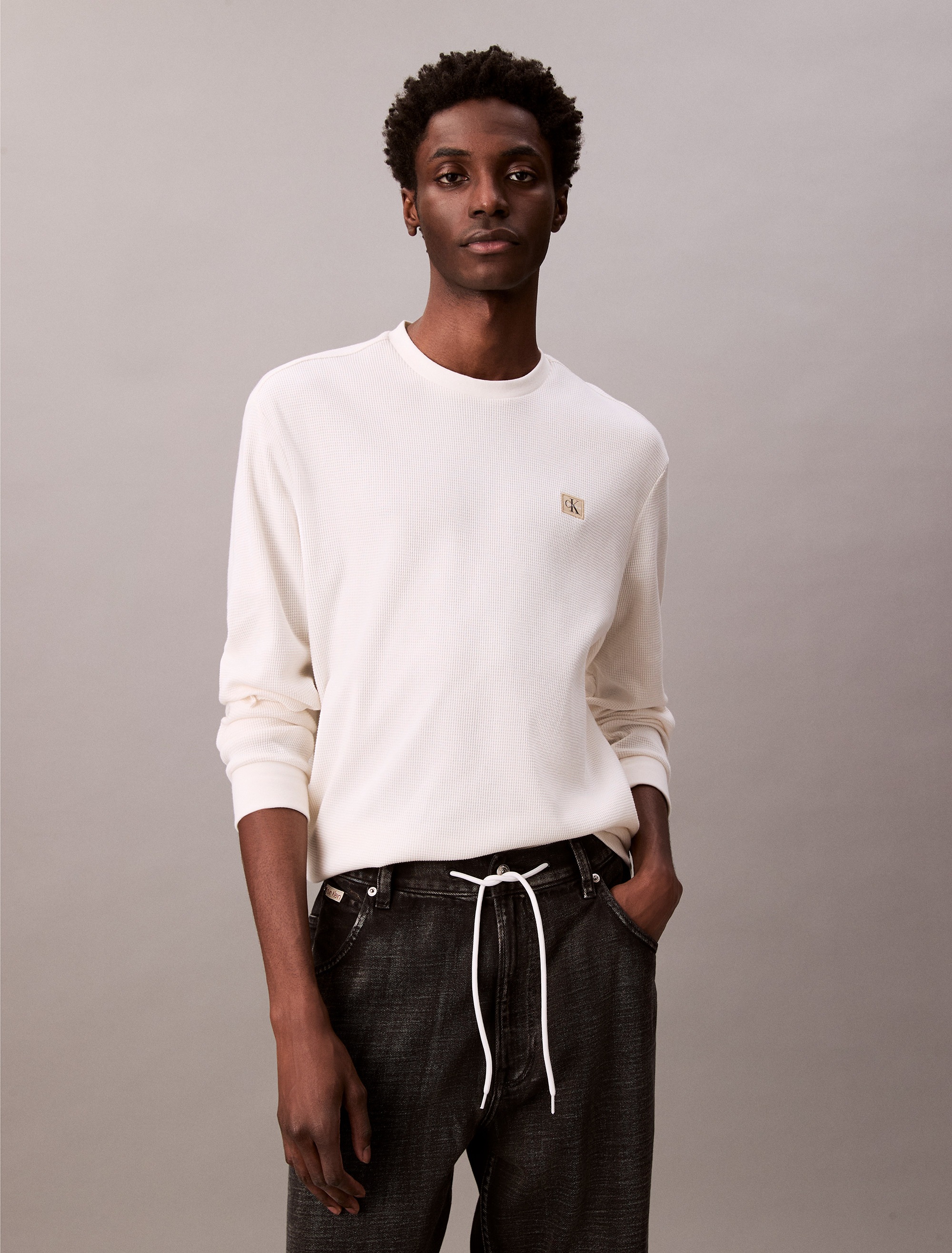 Calvin Klein Jeans Langarmshirt "LS WAFFLE BADGE CREWNK TEE", Mit Rundhalsa günstig online kaufen