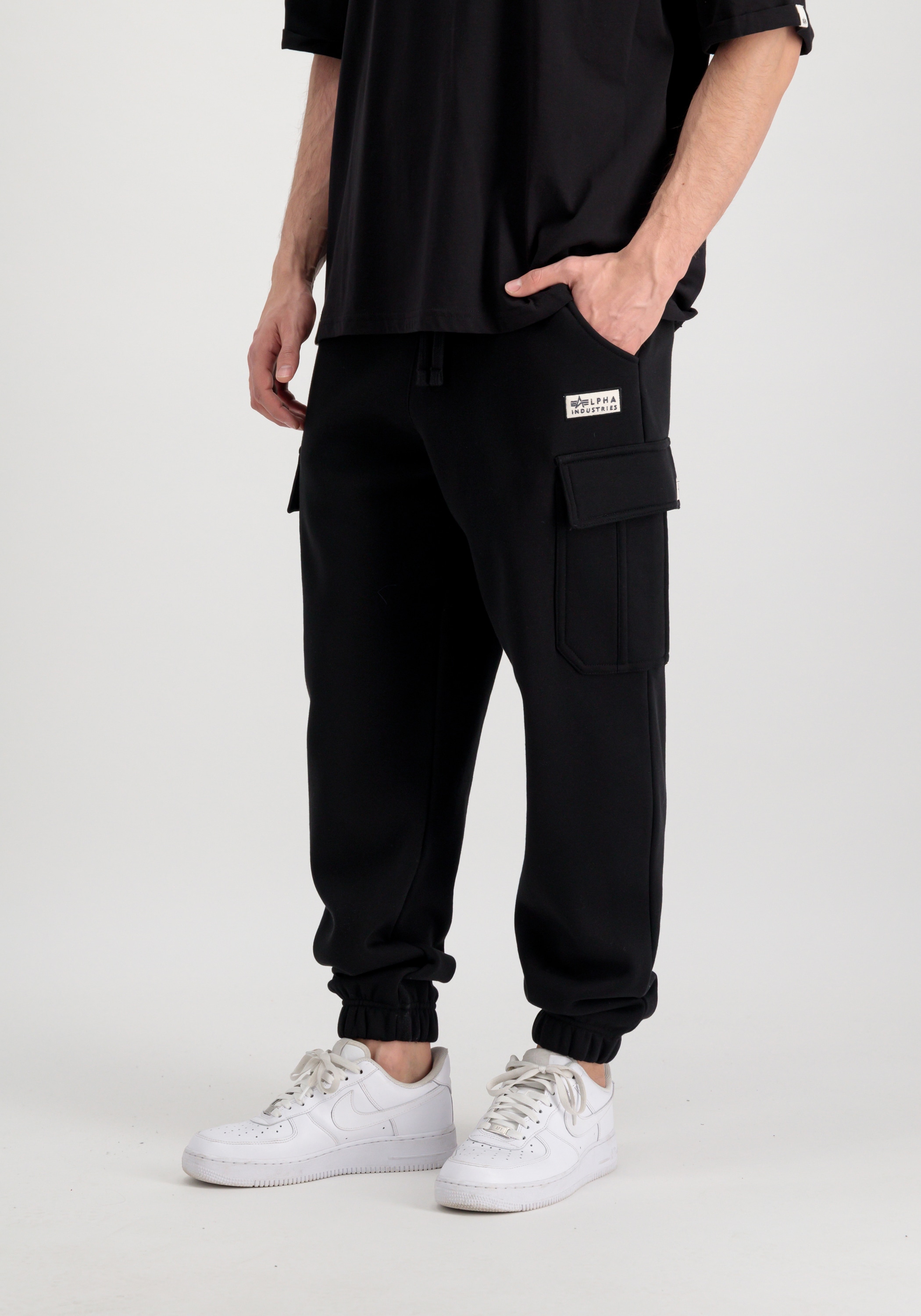 Alpha Industries Jogginghose "Alpha Industries Men - Jogger Organics Cargo Jogger"